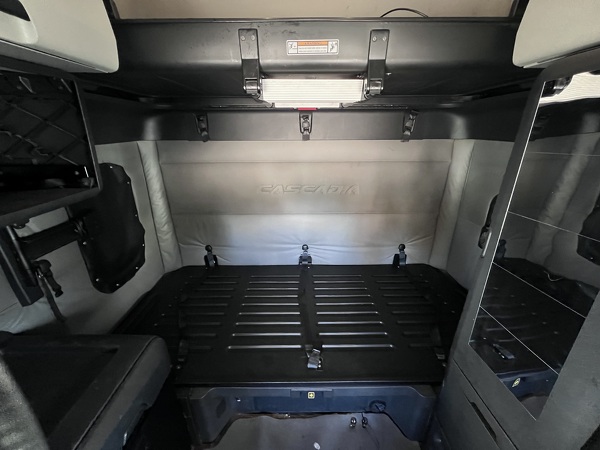 FREIGHTLINER CASCADIA 126SLP 2021