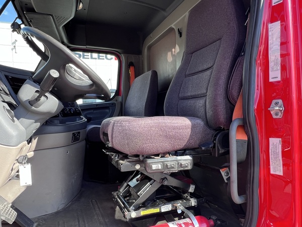 FREIGHTLINER CASCADIA 113DC 2019