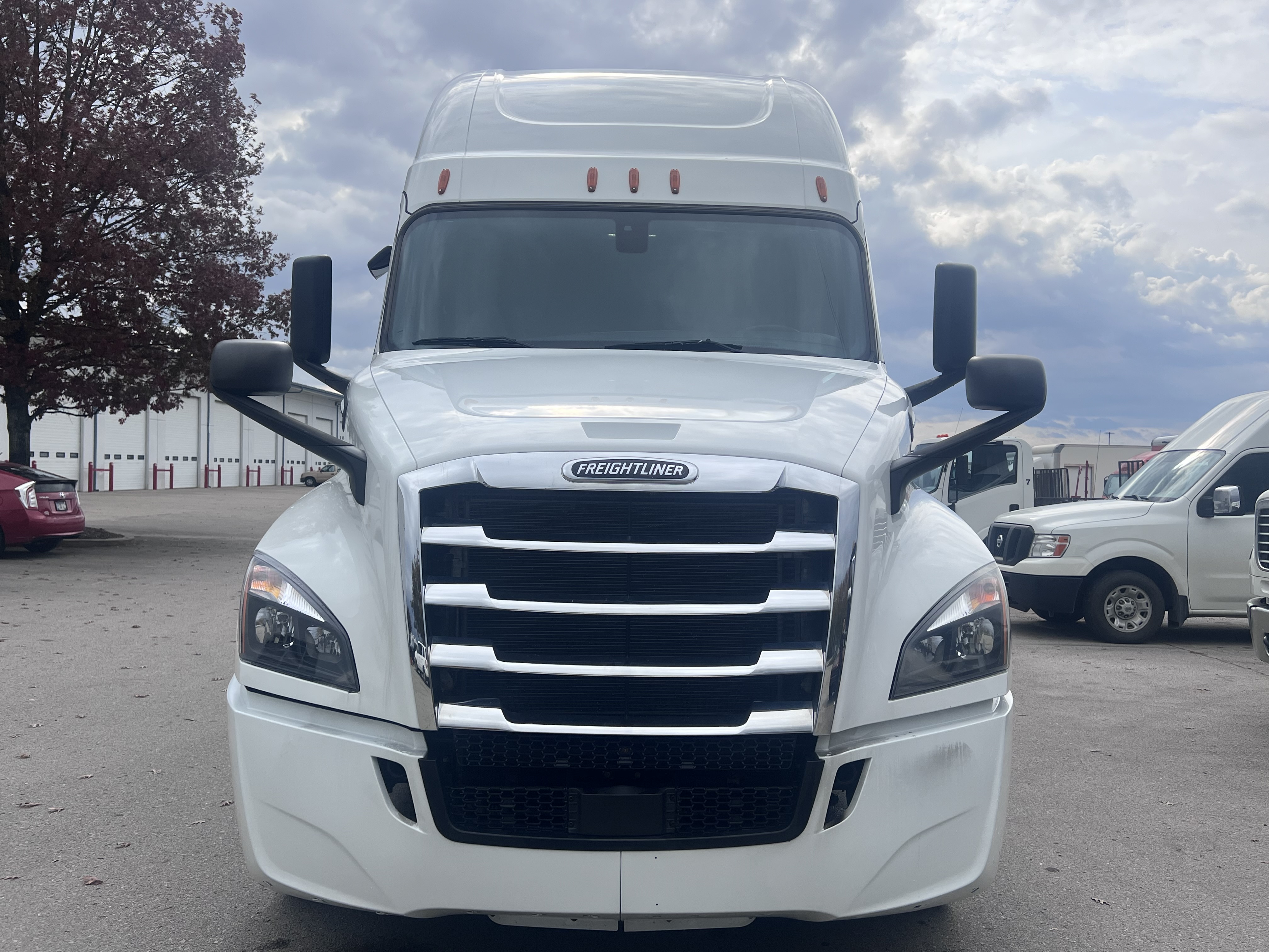 2020 FREIGHTLINER CASCADIA 126SLP - image 9