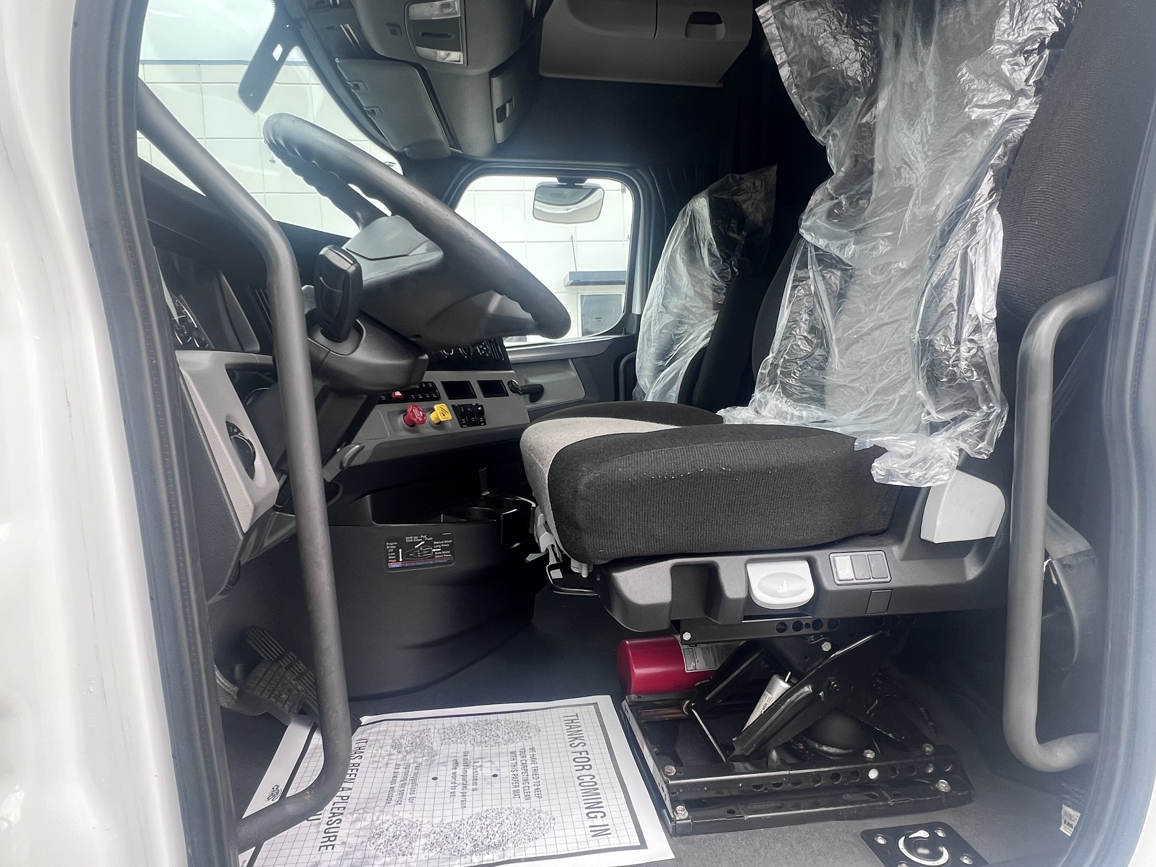 2020 FREIGHTLINER CASCADIA 126SLP - image 14