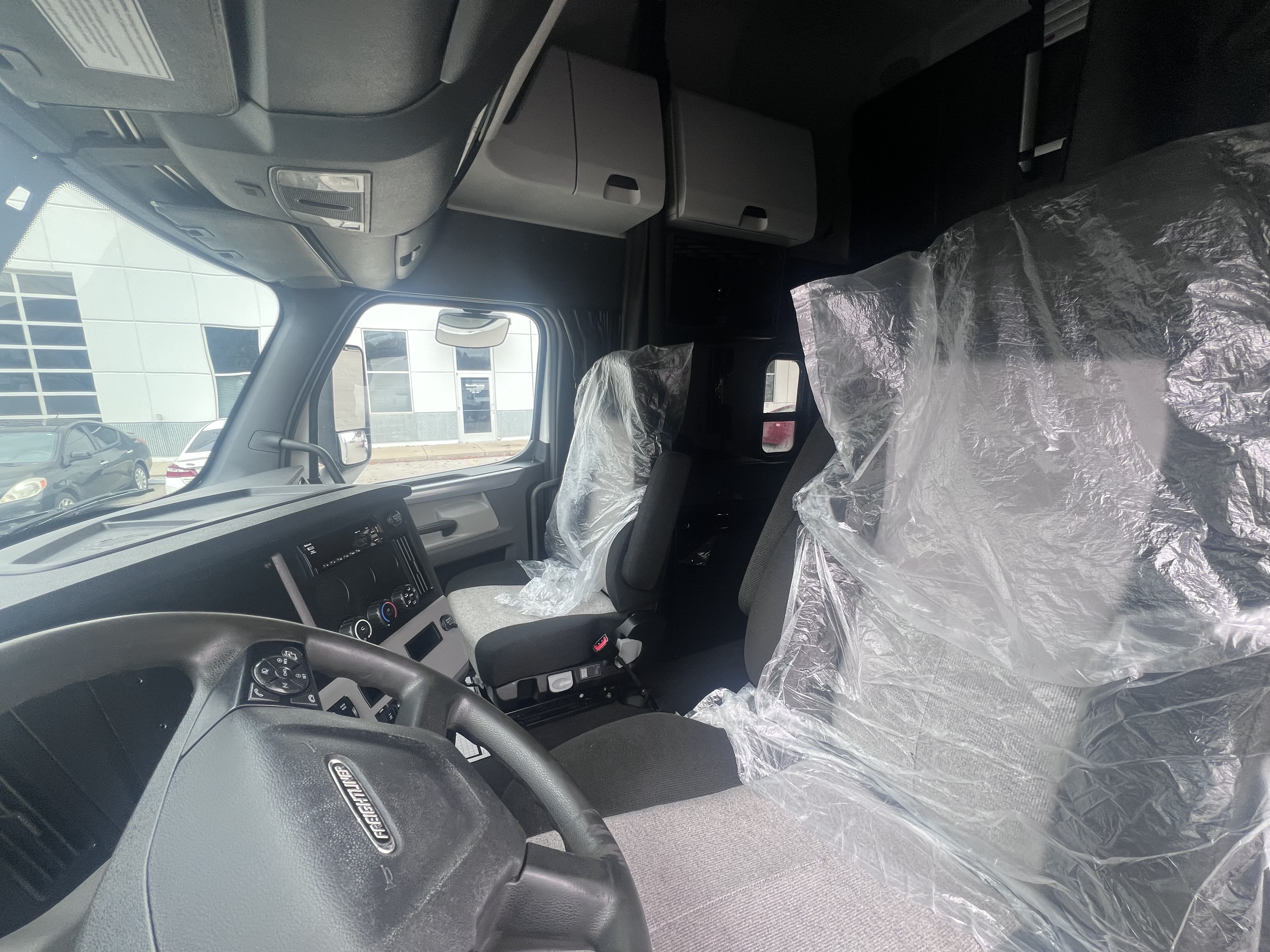 2020 FREIGHTLINER CASCADIA 126SLP - image 15