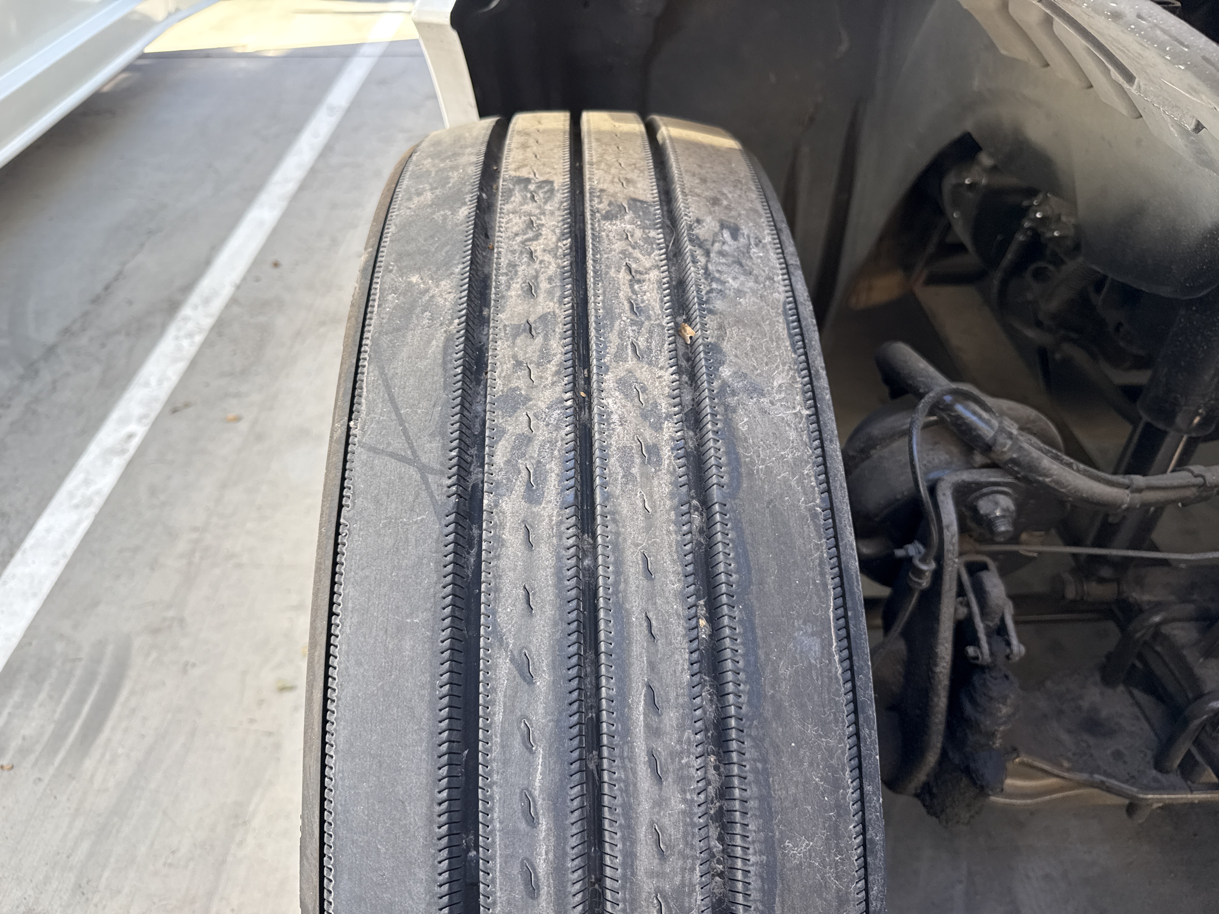 2019 FREIGHTLINER CASCADIA 126SLP - image 12