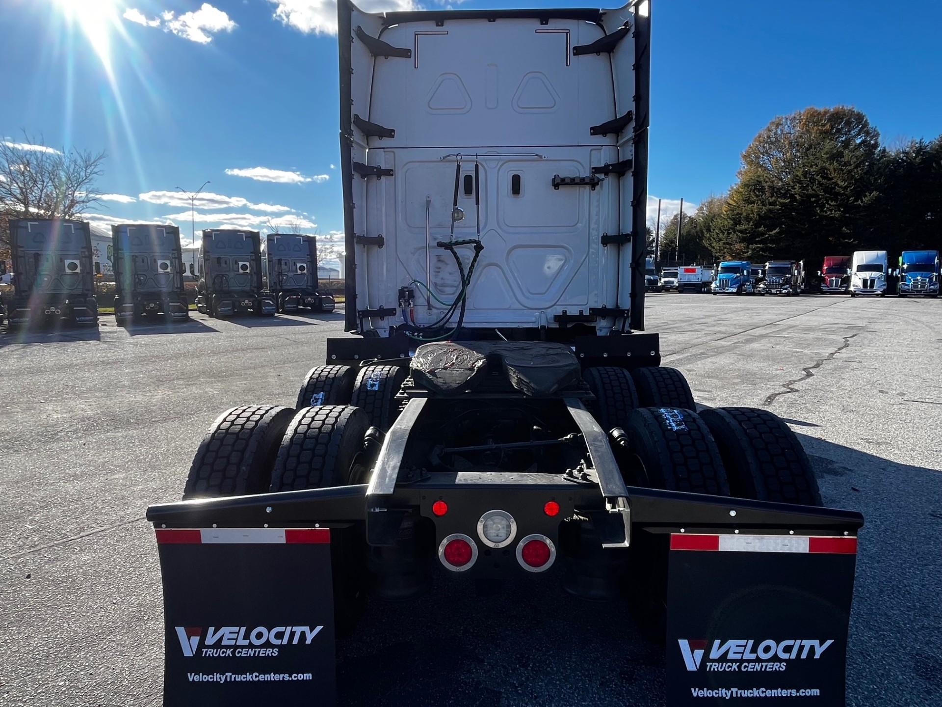 2021 FREIGHTLINER CASCADIA 126SLP - image 6