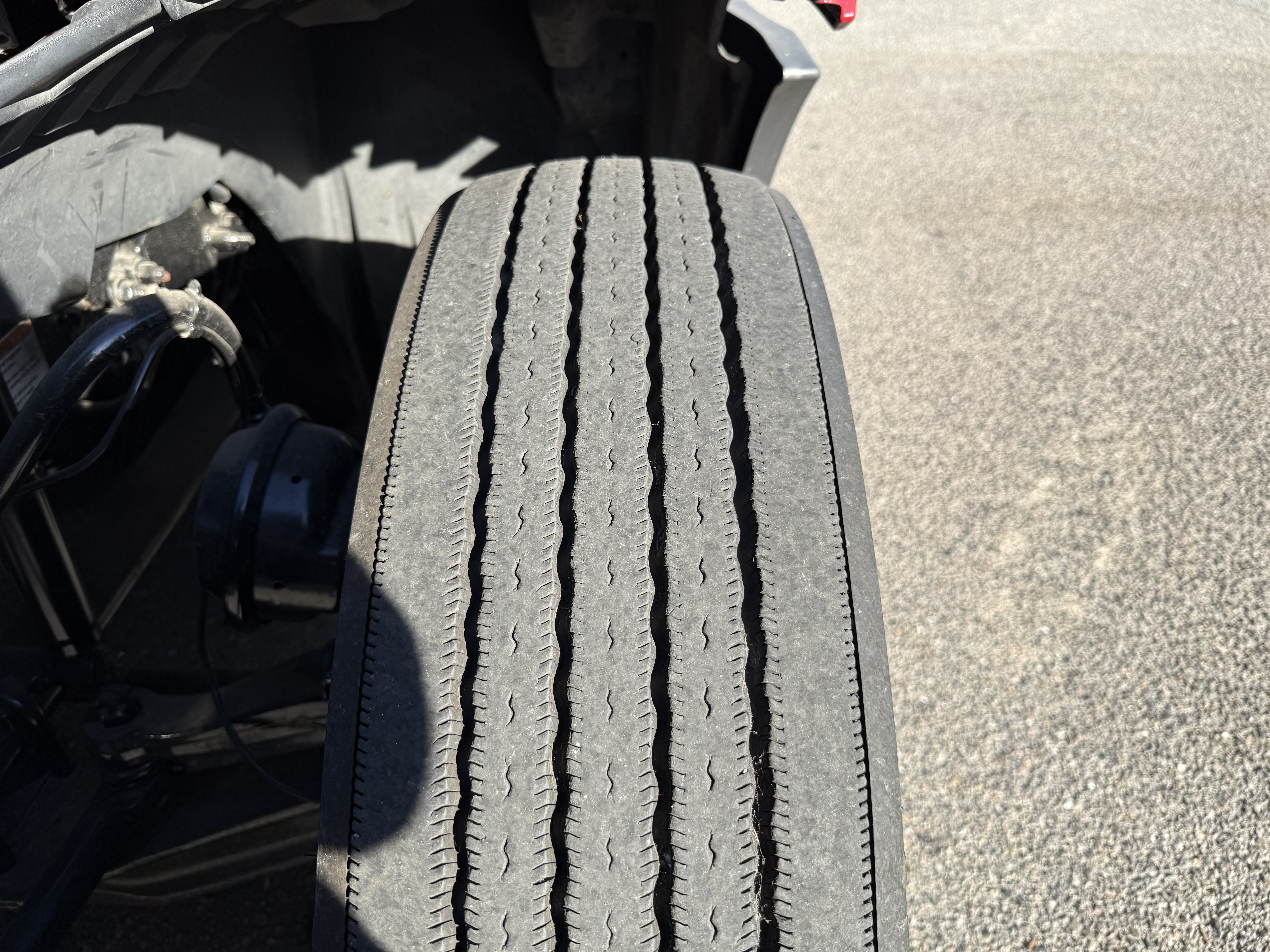 2021 FREIGHTLINER CASCADIA 126SLP - image 12