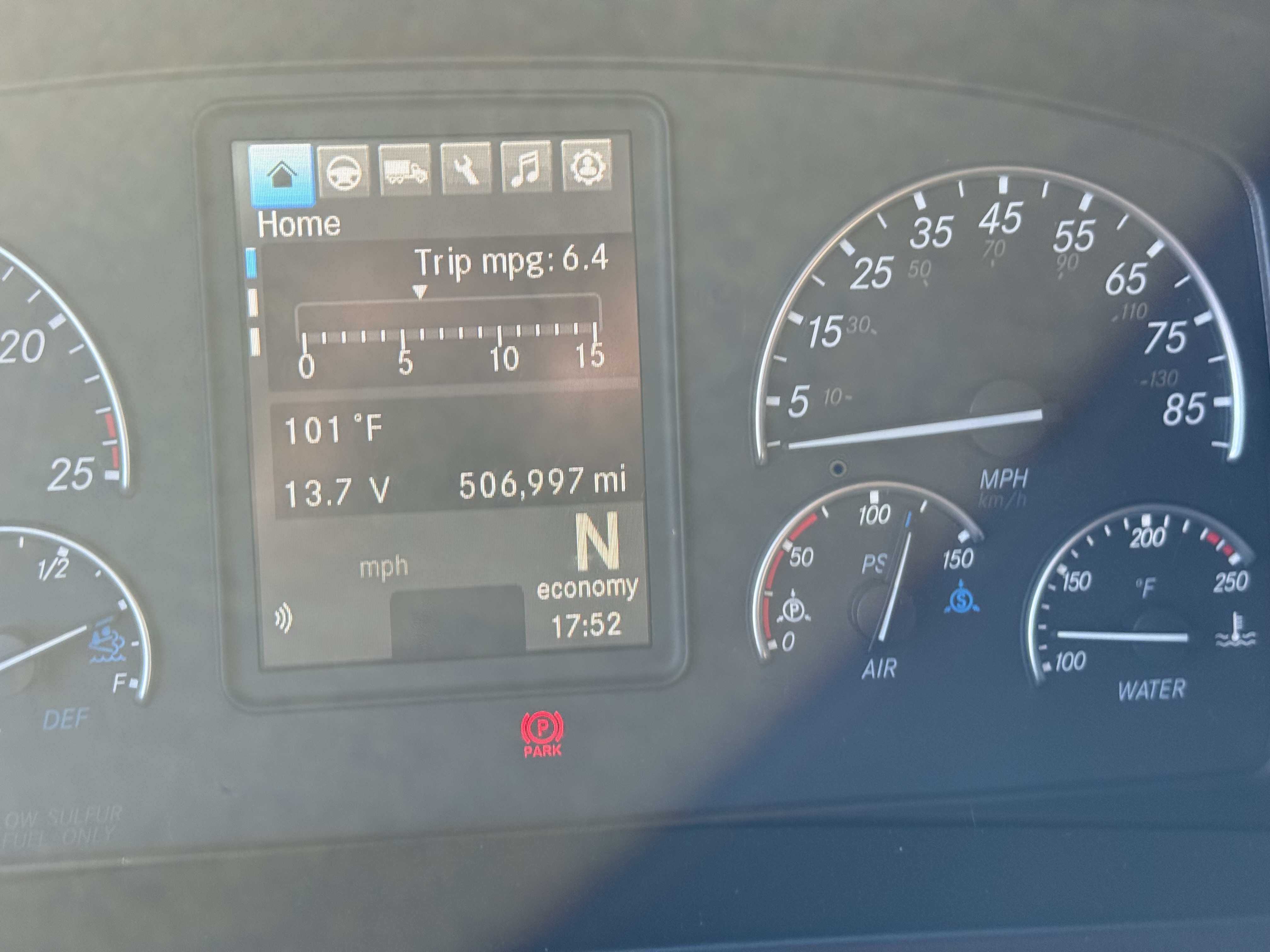 2021 FREIGHTLINER CASCADIA 126SLP - image 14