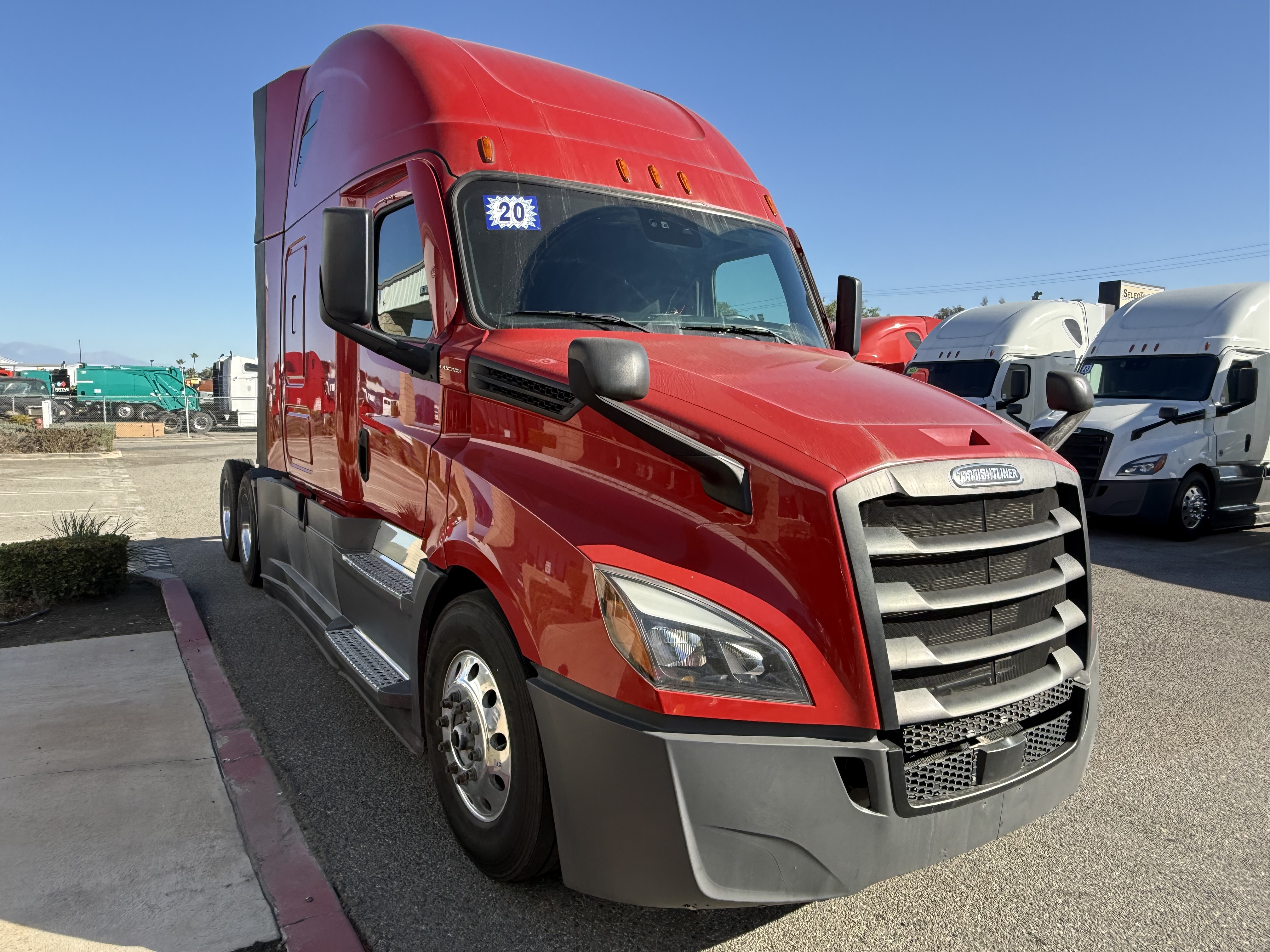 2020 FREIGHTLINER CASCADIA 126SLP - image 8