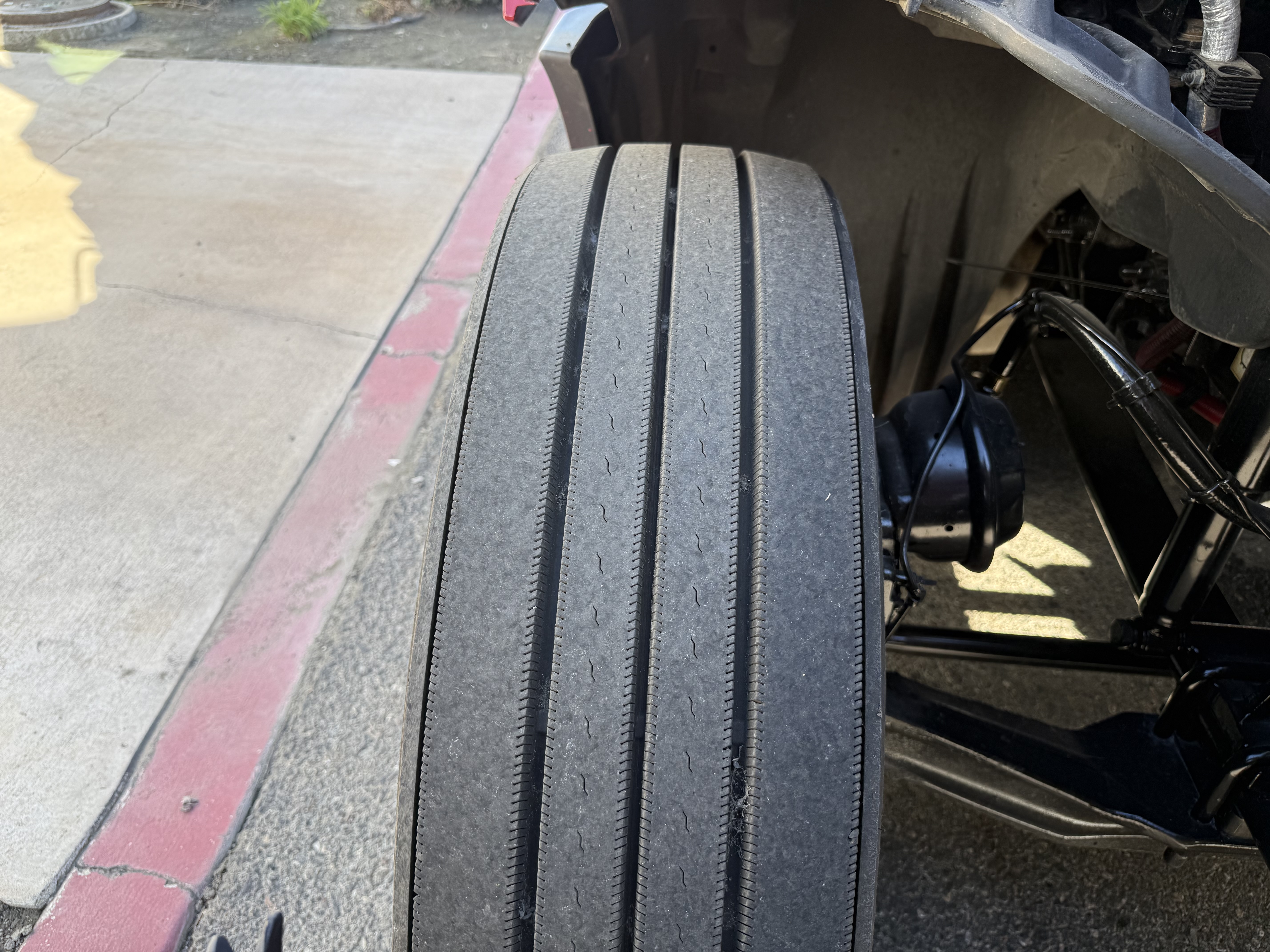 2020 FREIGHTLINER CASCADIA 126SLP - image 12