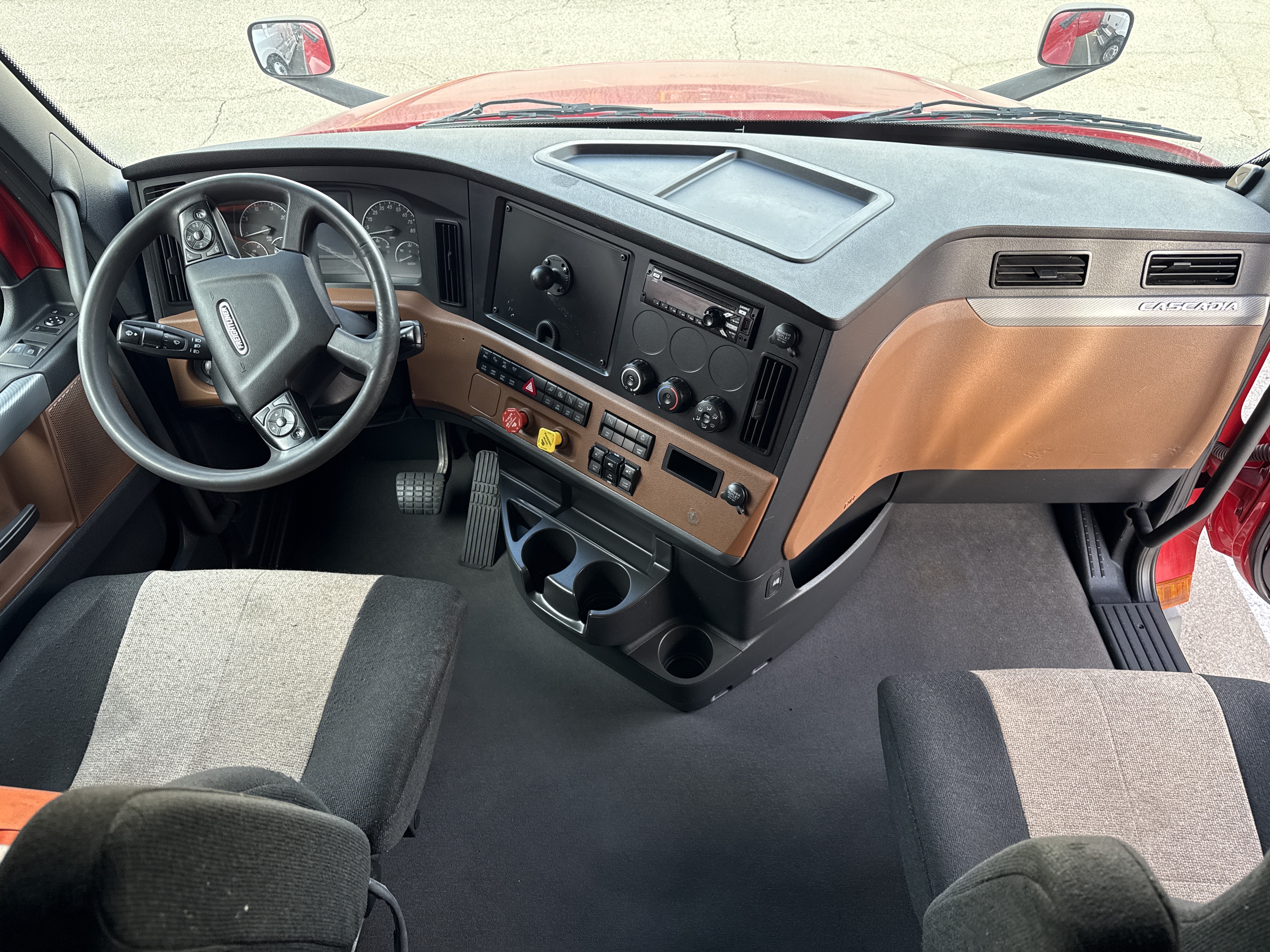 2020 FREIGHTLINER CASCADIA 126SLP - image 15