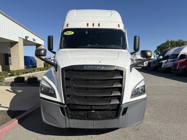 FREIGHTLINER CASCADIA 126SLP 2023