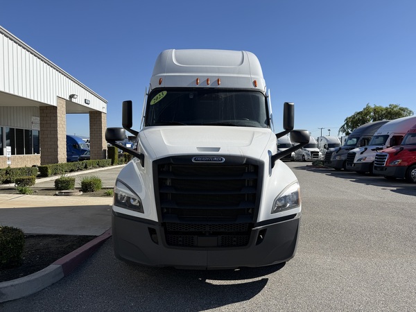 FREIGHTLINER CASCADIA 126SLP 2023