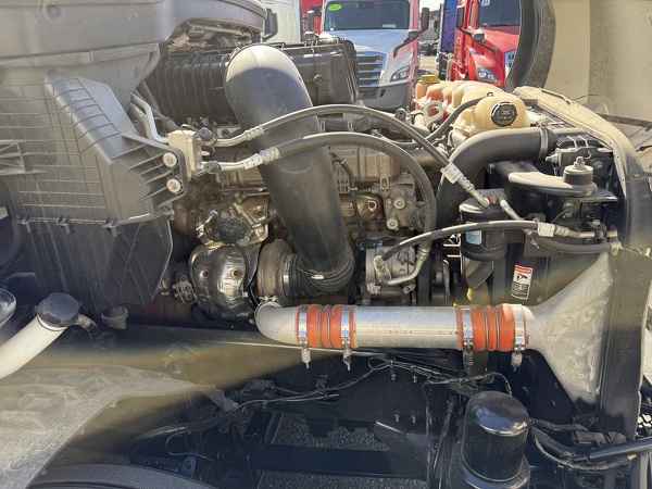 FREIGHTLINER CASCADIA 126SLP 2023