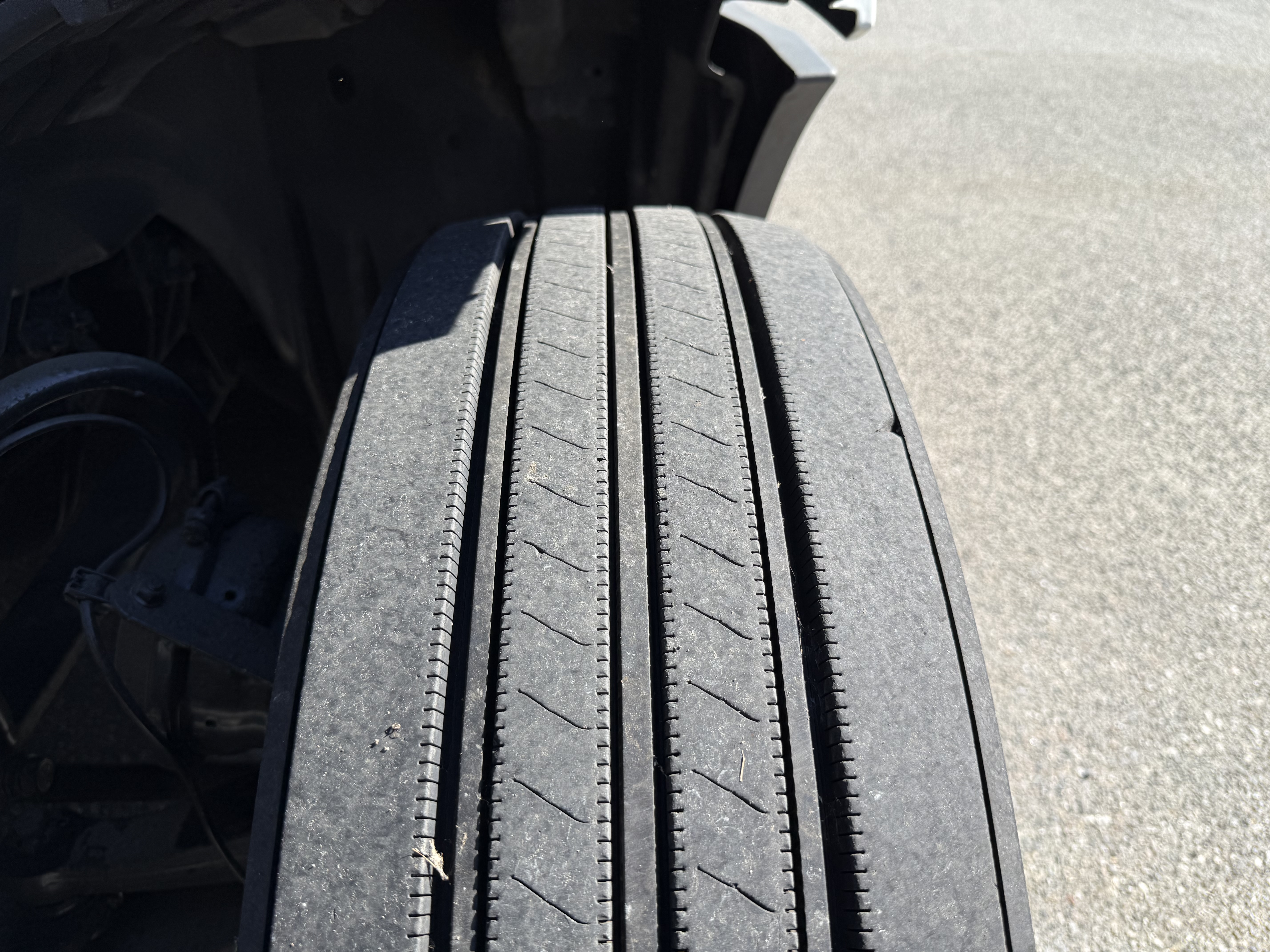 2023 FREIGHTLINER CASCADIA 126SLP - image 13