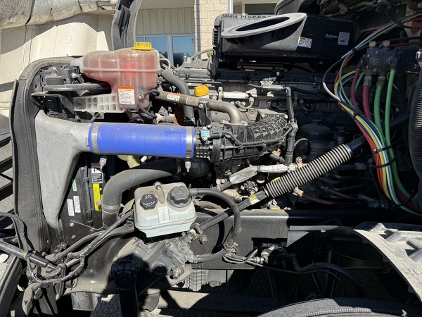 FREIGHTLINER CASCADIA 126SLP 2023