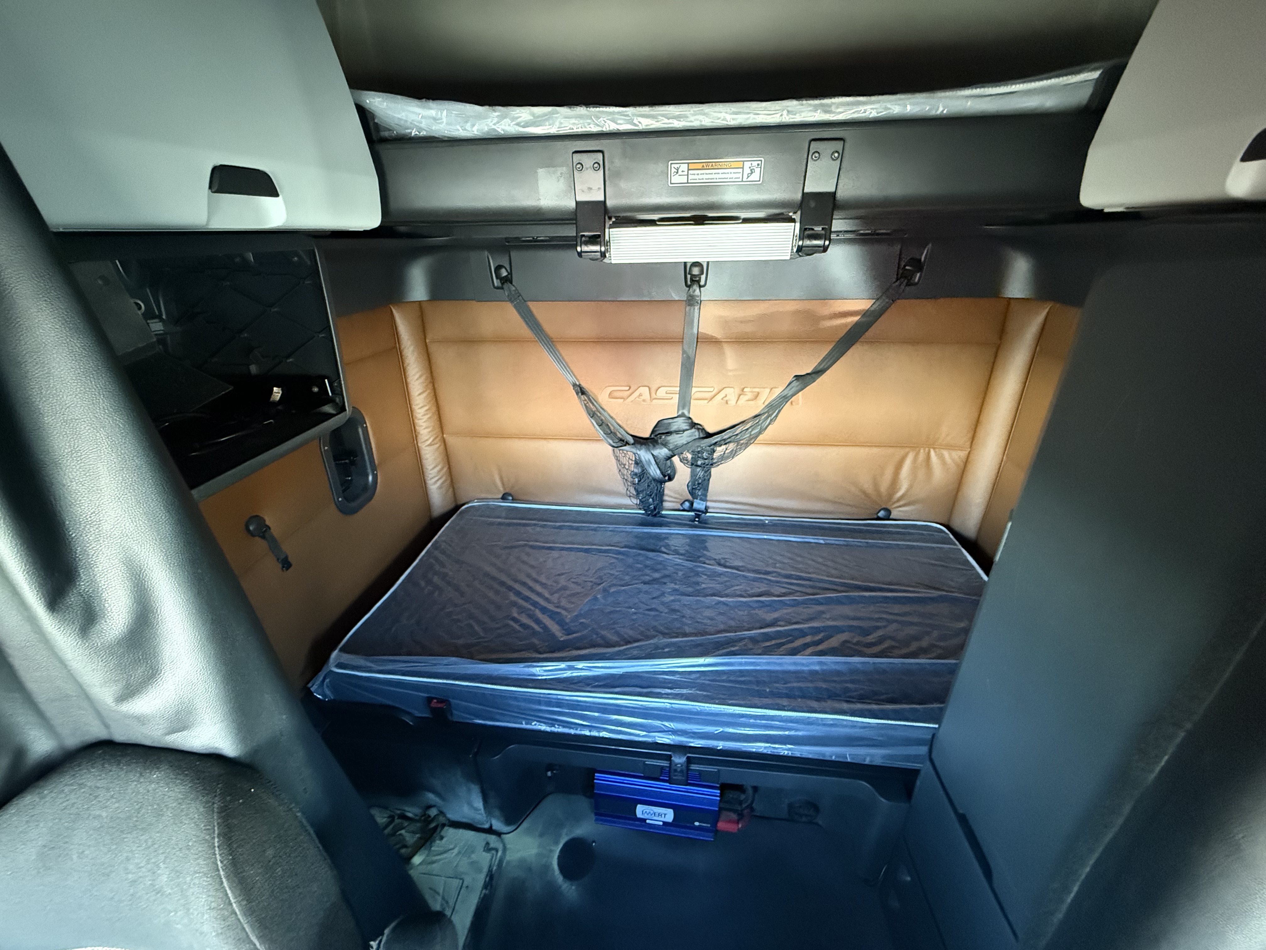 2020 FREIGHTLINER CASCADIA 126SLP - image 15