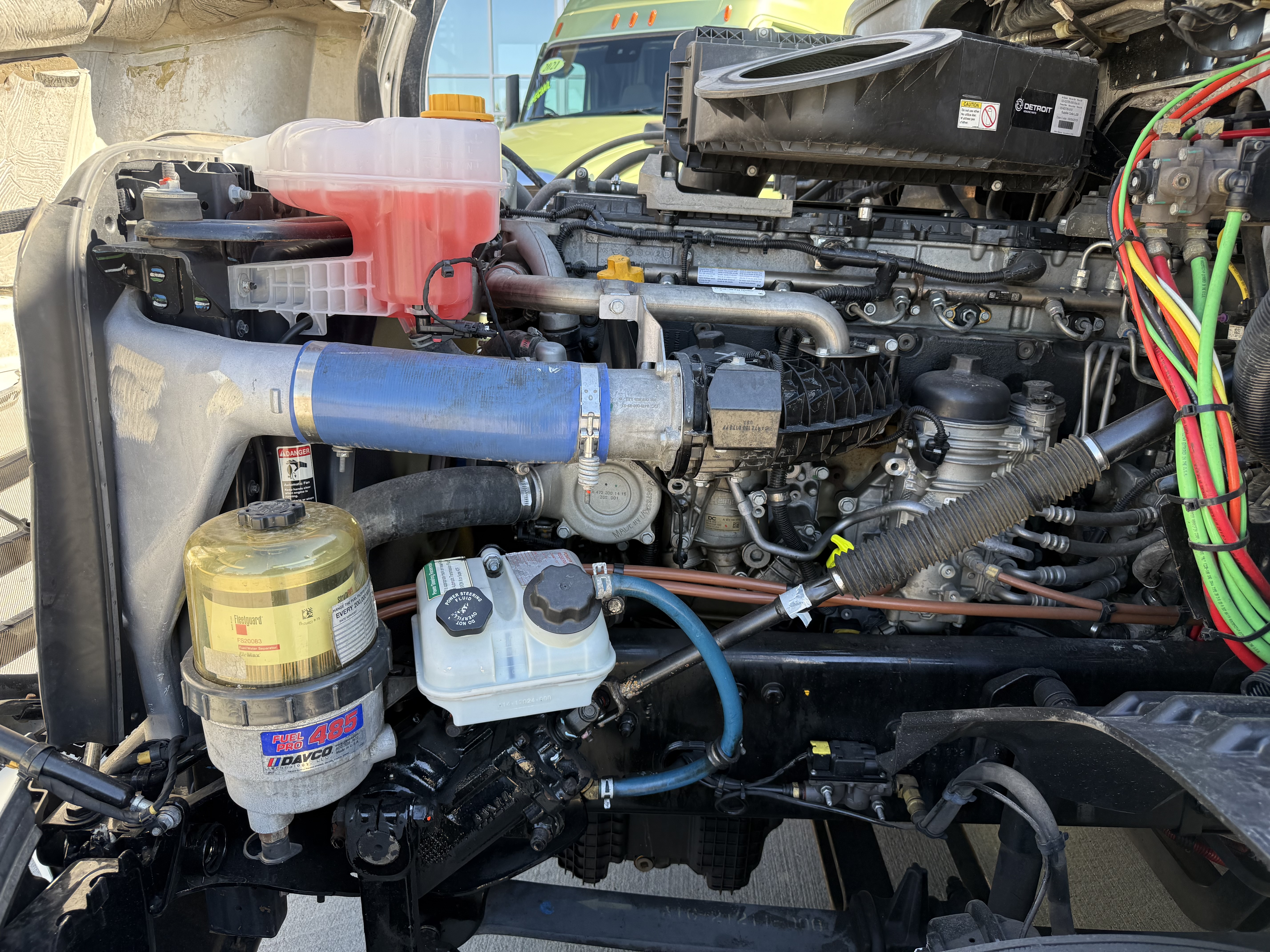 2020 FREIGHTLINER CASCADIA 126SLP - image 8