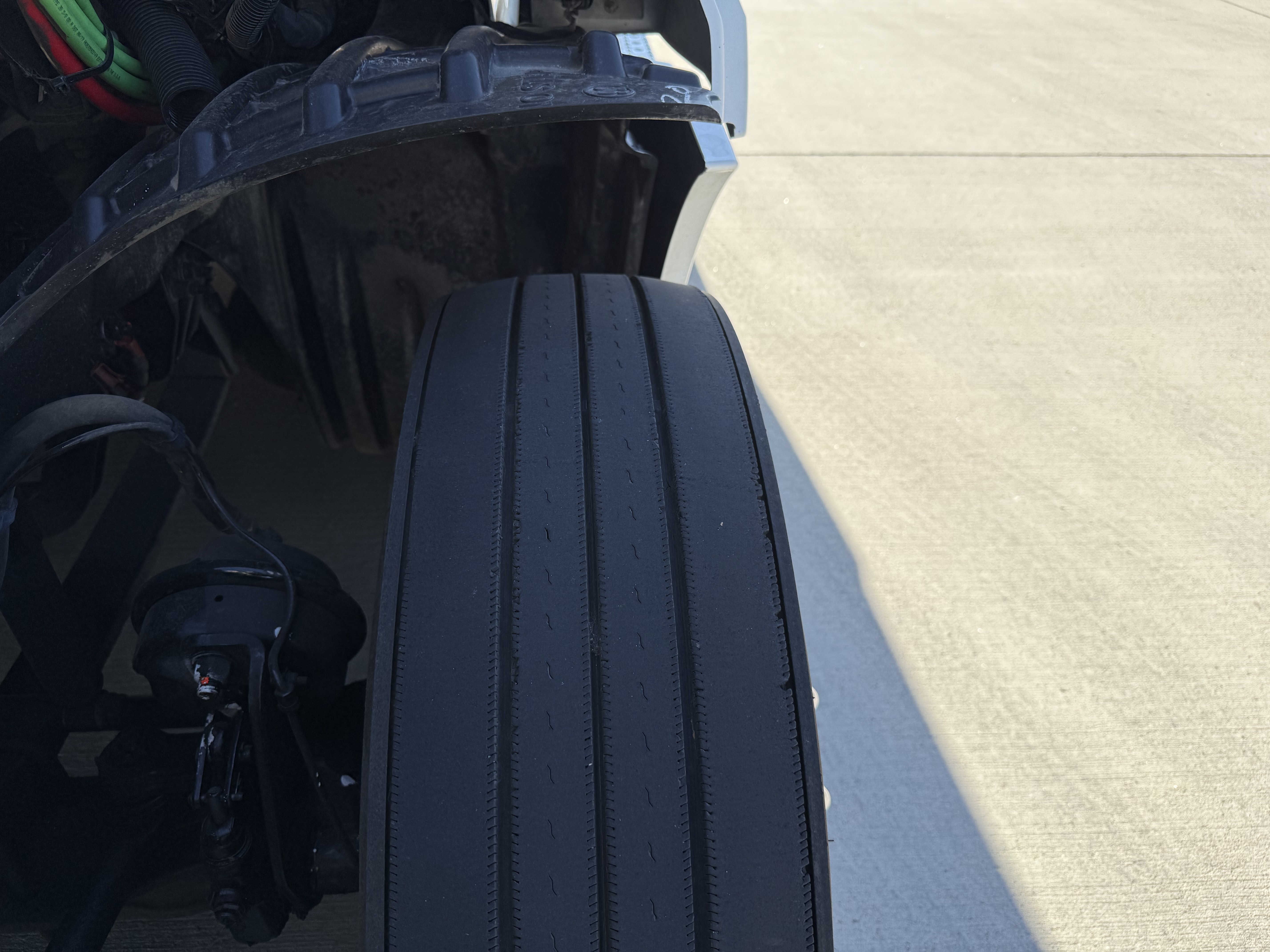 2020 FREIGHTLINER CASCADIA 126SLP - image 11