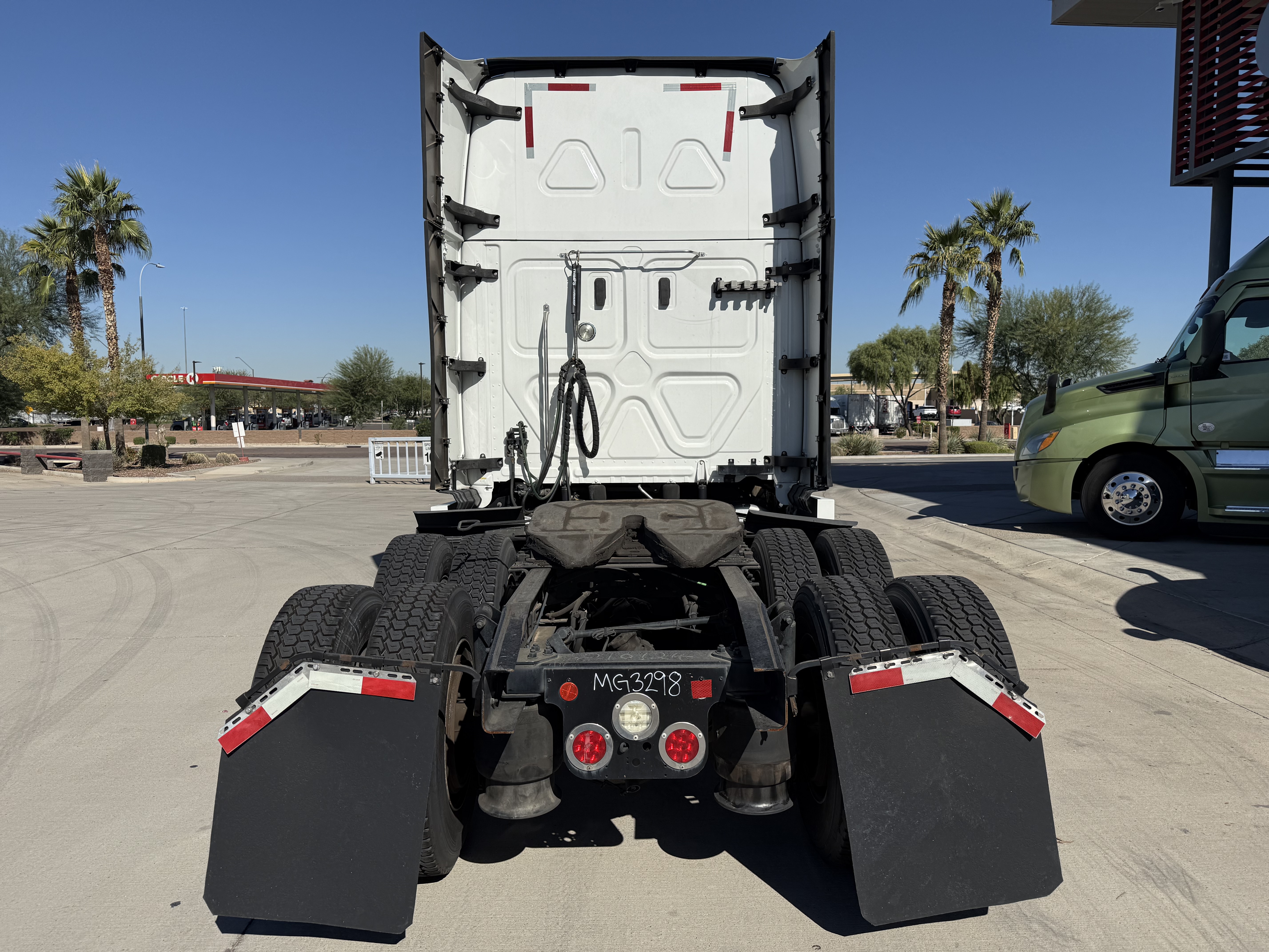 2021 FREIGHTLINER CASCADIA 126SLP - image 5
