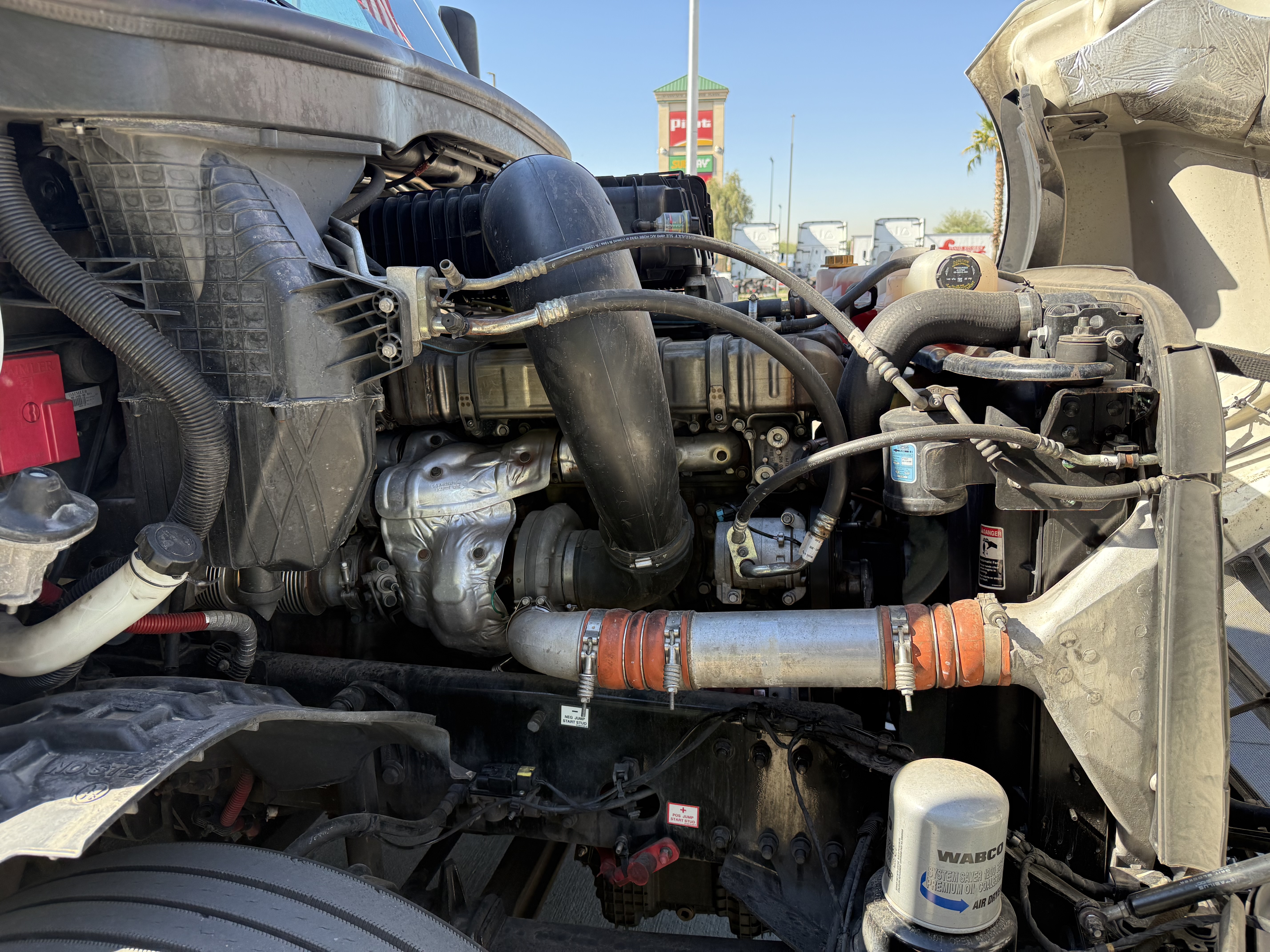 2021 FREIGHTLINER CASCADIA 126SLP - image 10