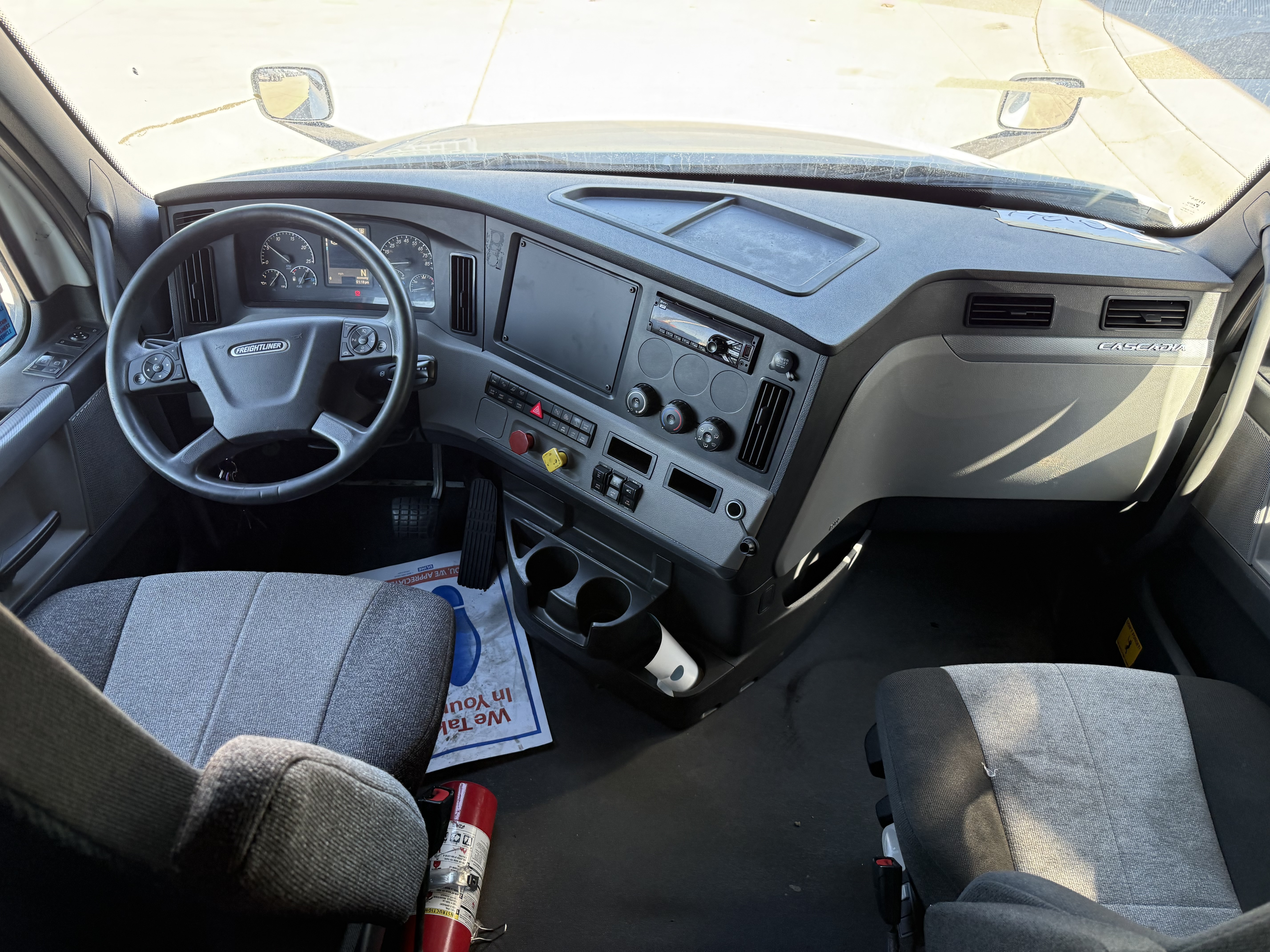 2021 FREIGHTLINER CASCADIA 126SLP - image 15