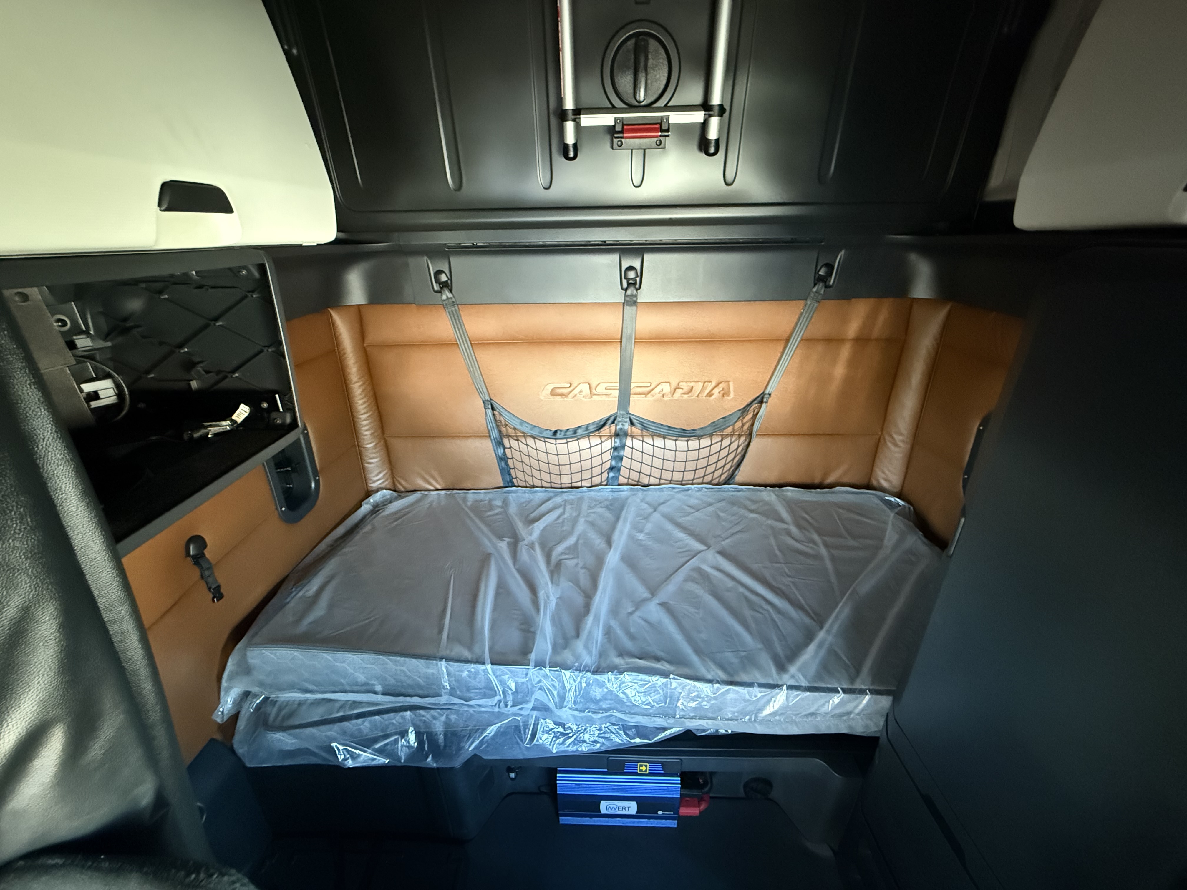 2021 FREIGHTLINER CASCADIA 126SLP - image 16