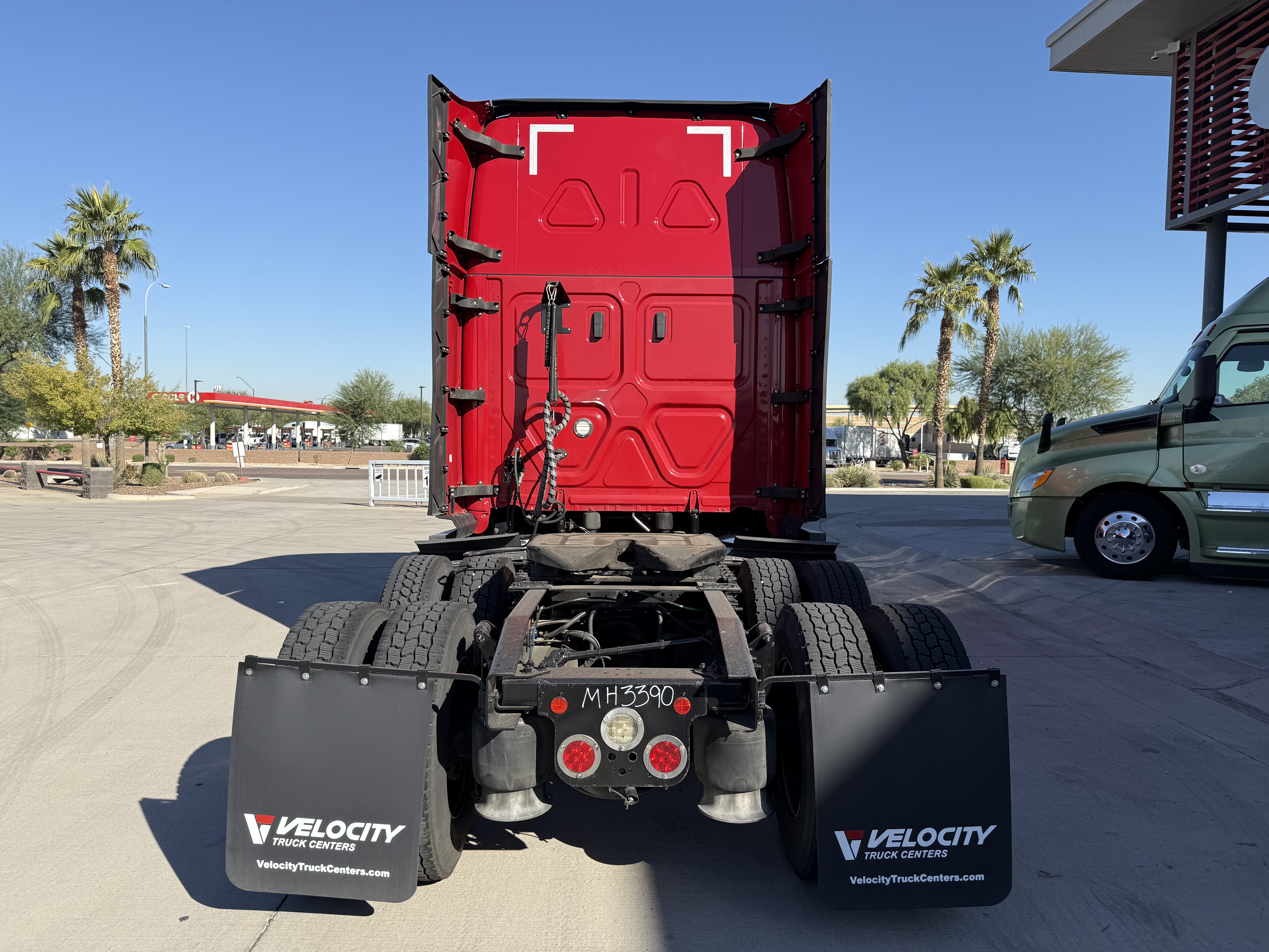 2021 FREIGHTLINER CASCADIA 126SLP - image 5