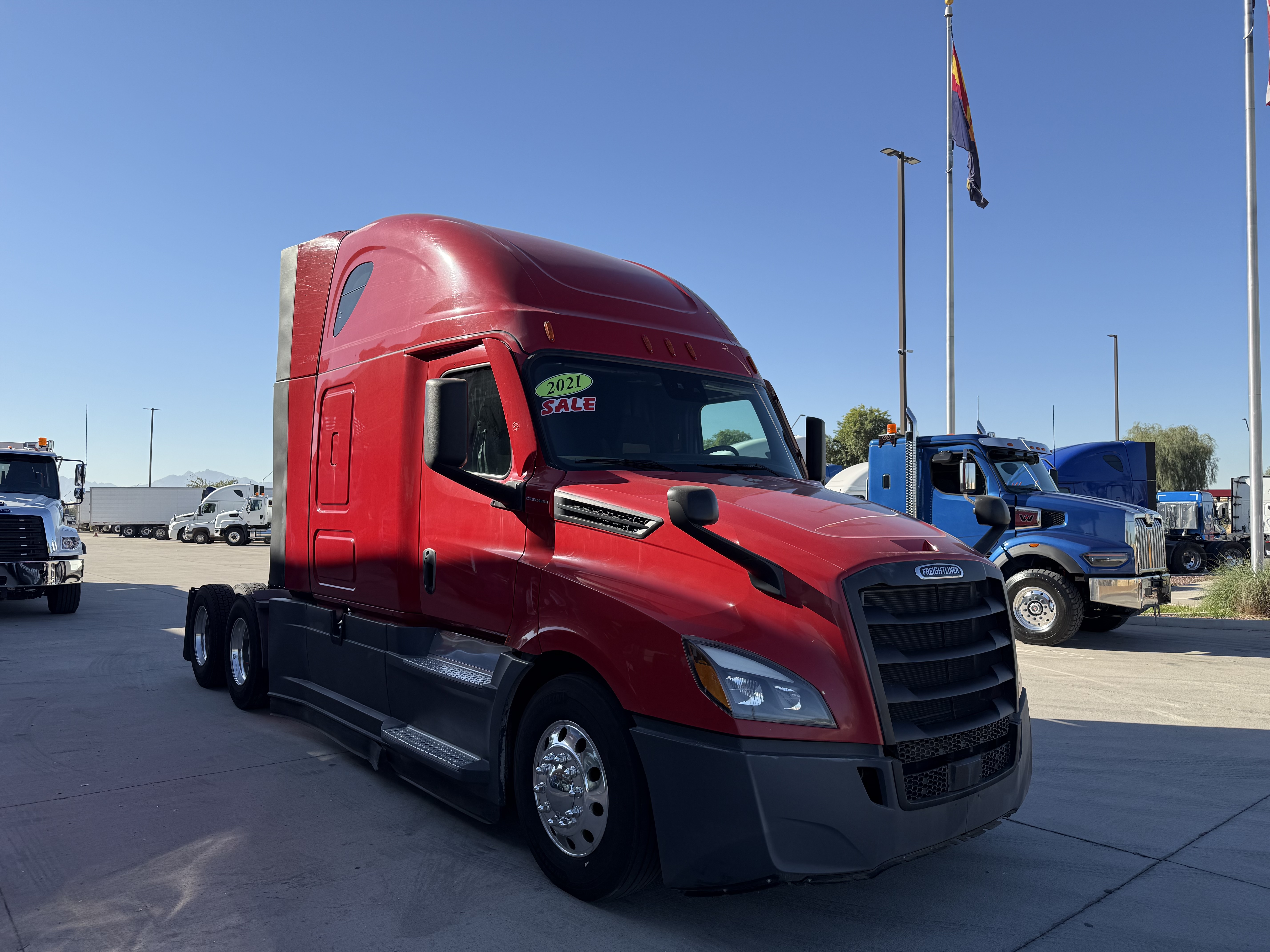 2021 FREIGHTLINER CASCADIA 126SLP - image 8