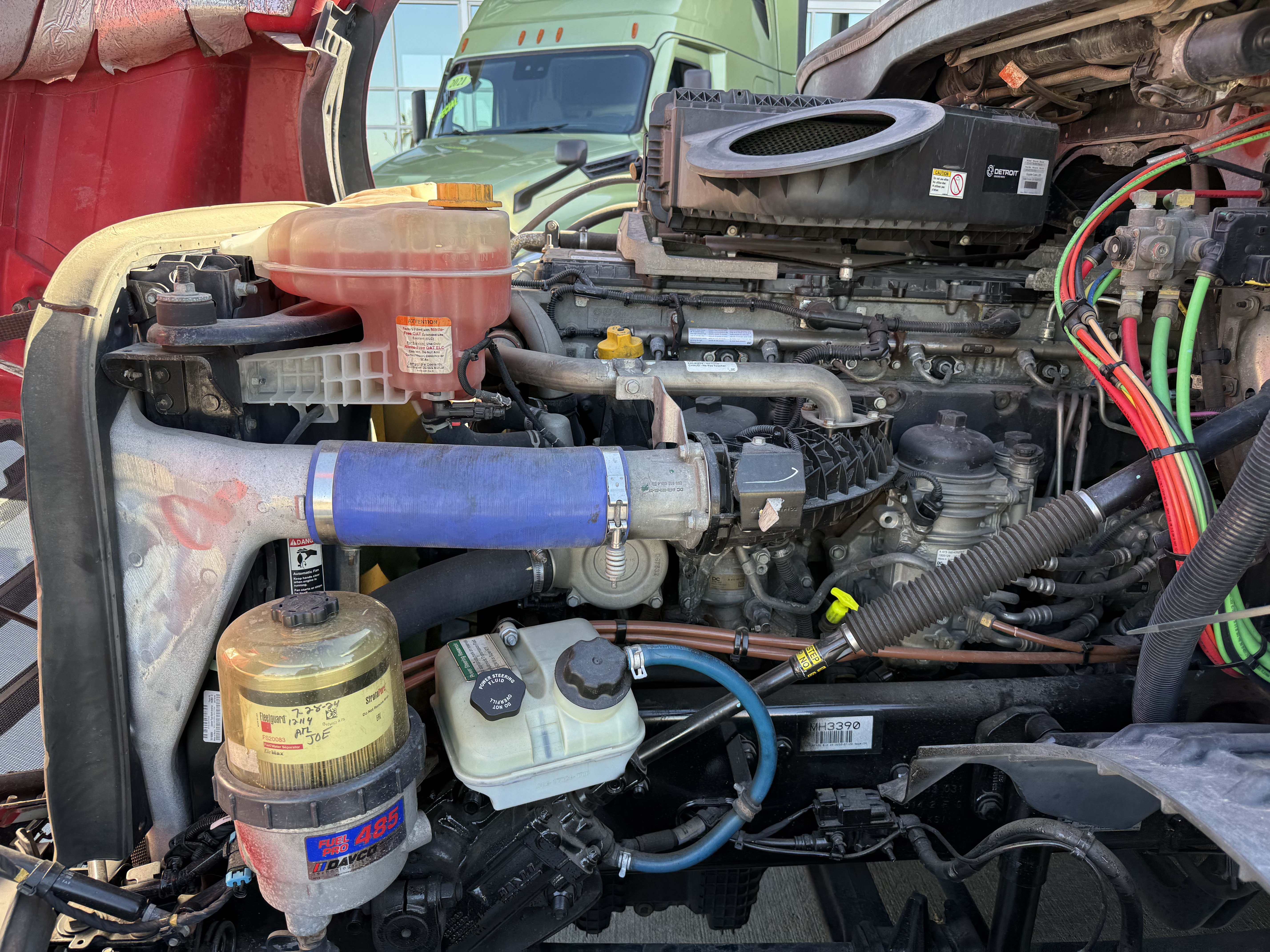 2021 FREIGHTLINER CASCADIA 126SLP - image 10