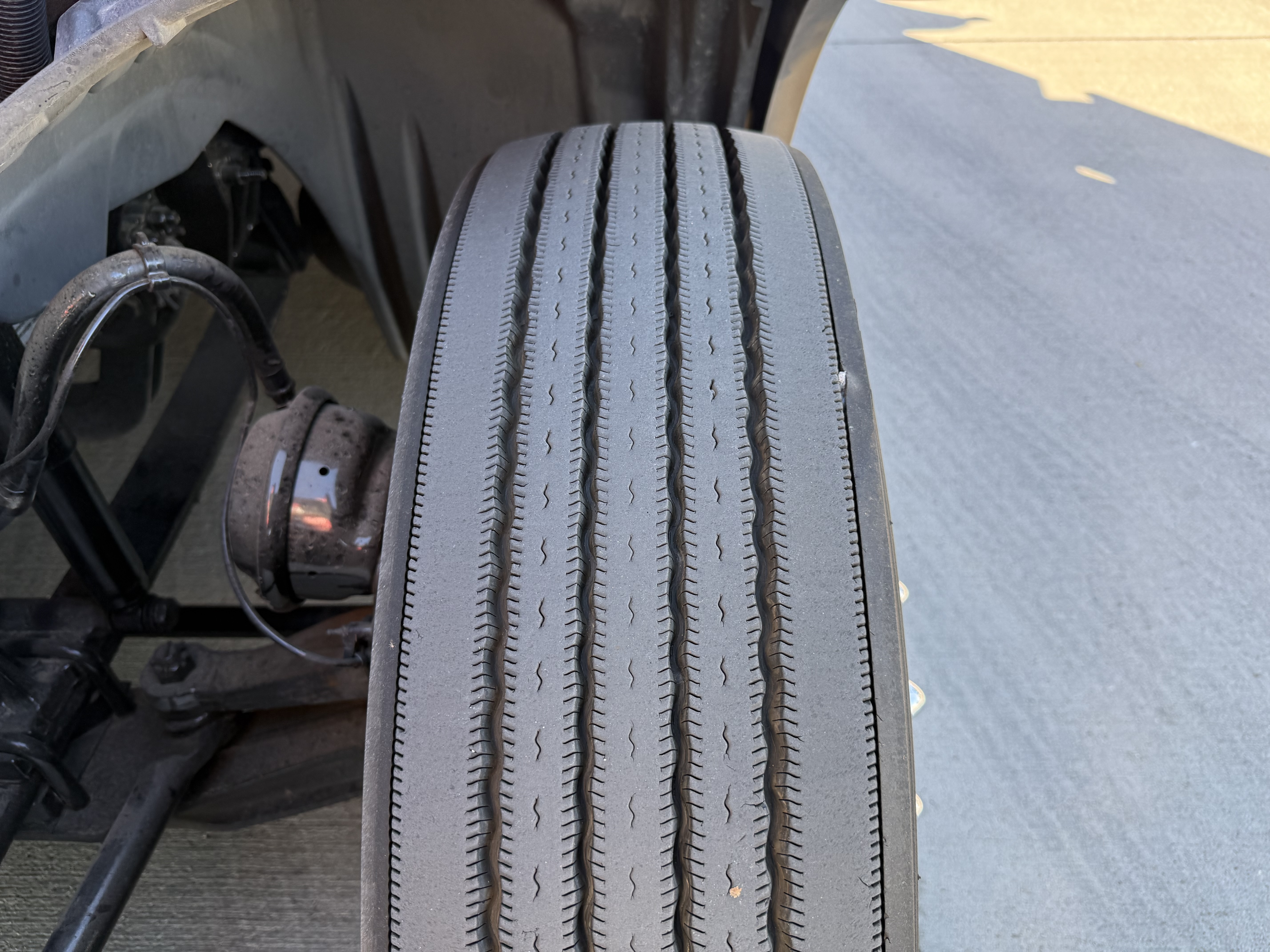 2021 FREIGHTLINER CASCADIA 126SLP - image 13