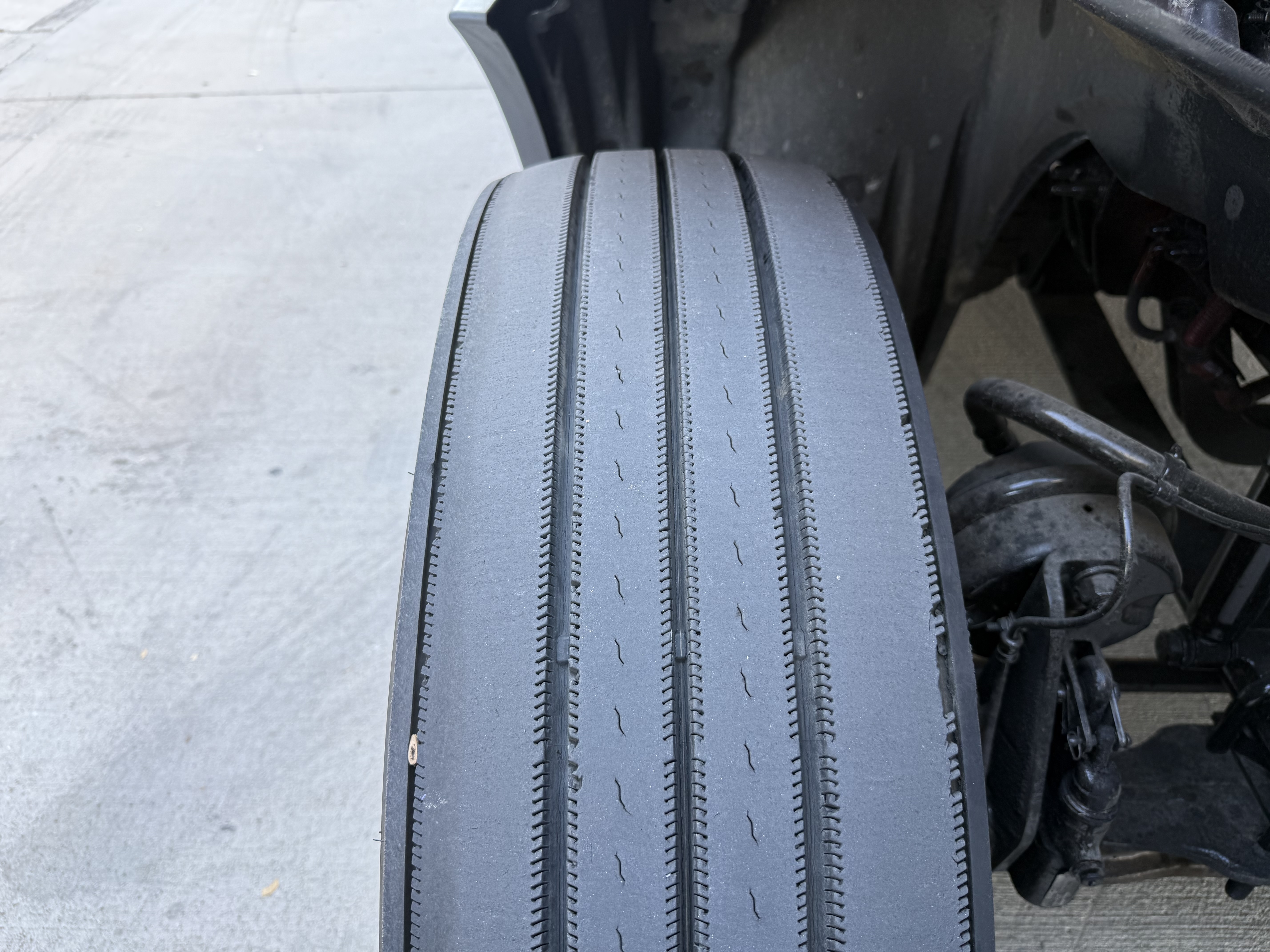 2022 FREIGHTLINER CASCADIA 126SLP - image 13