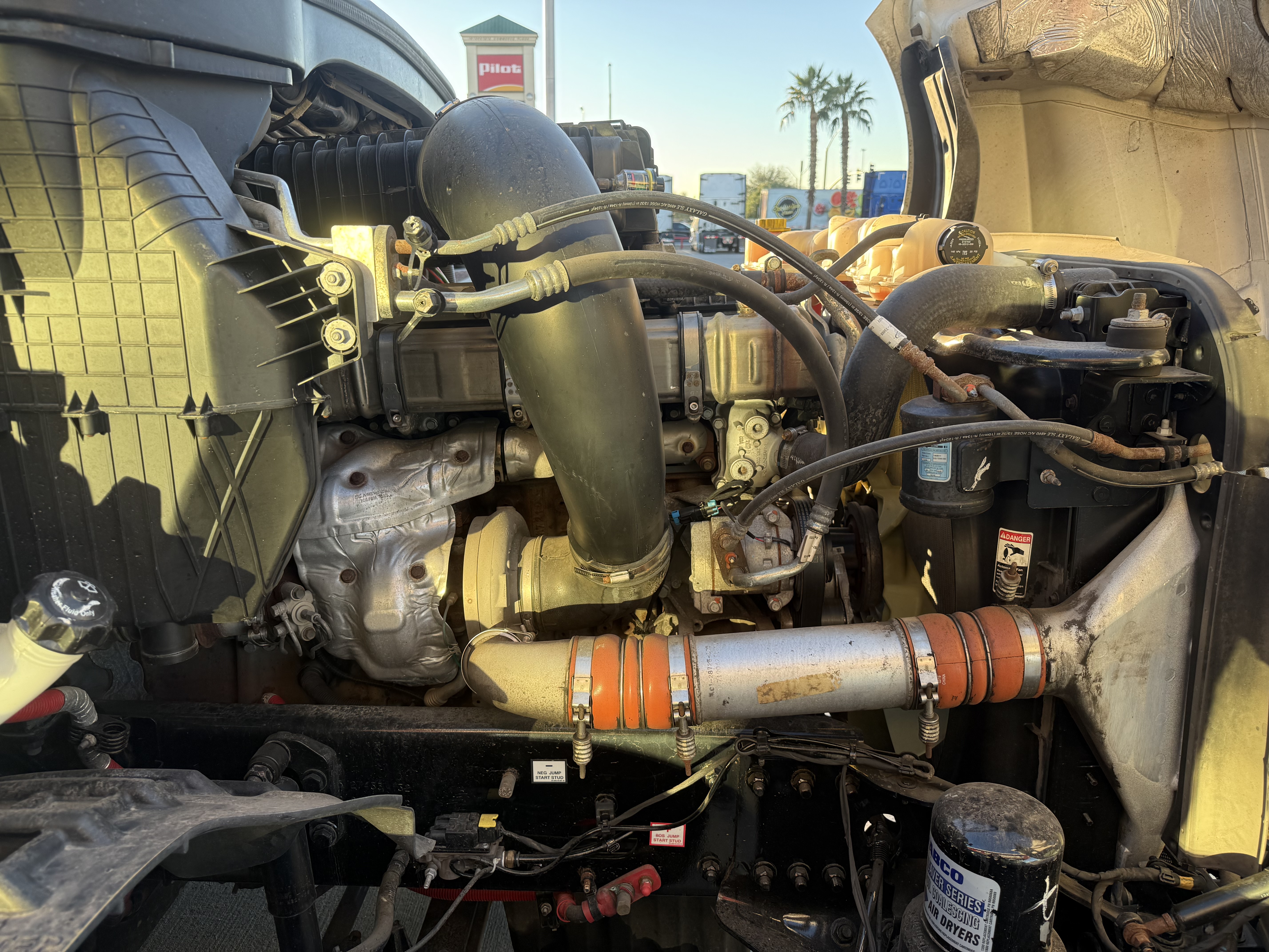 2020 FREIGHTLINER CASCADIA 126SLP - image 9