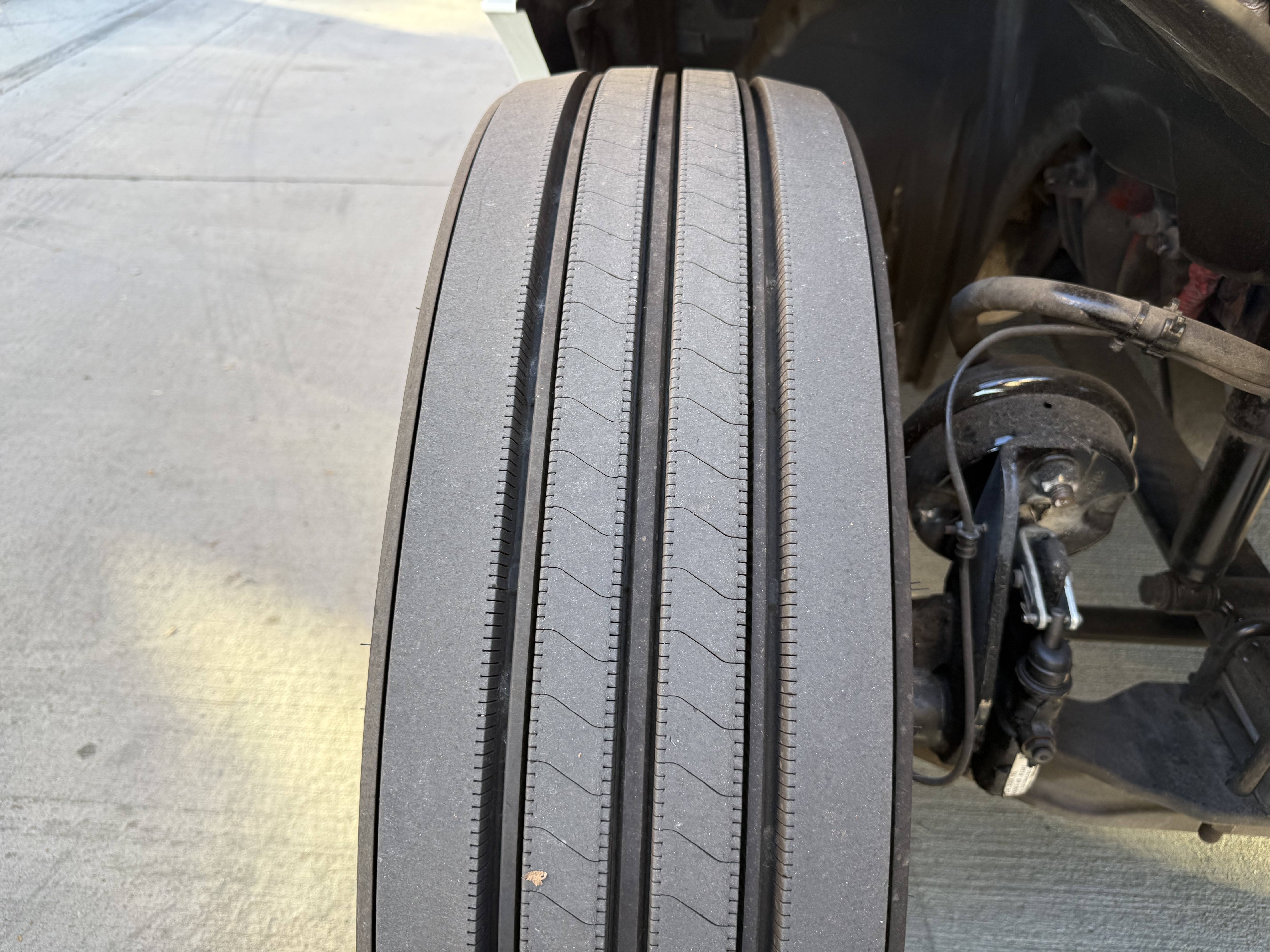 2020 FREIGHTLINER CASCADIA 126SLP - image 12