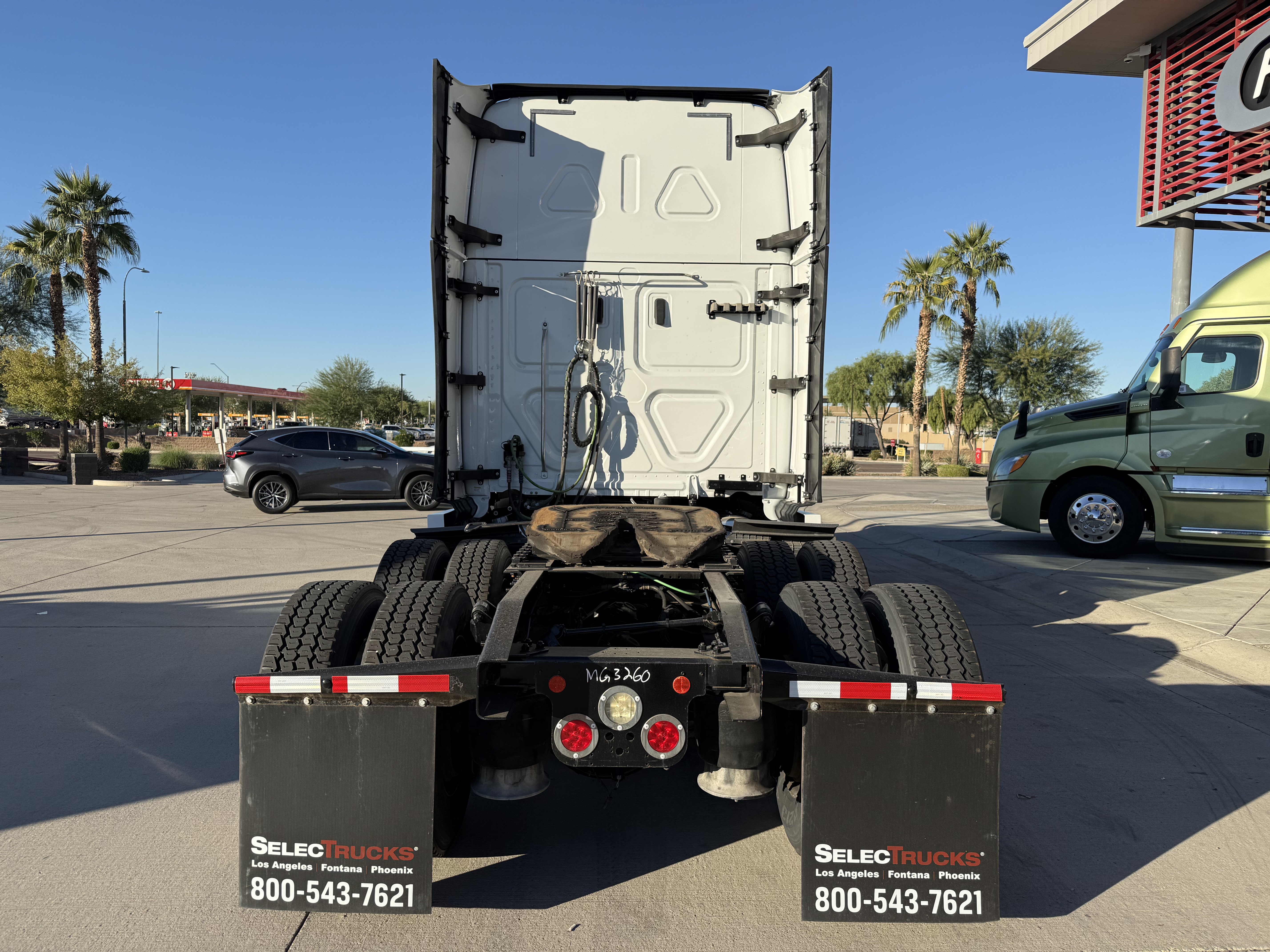 2021 FREIGHTLINER CASCADIA 126SLP - image 5