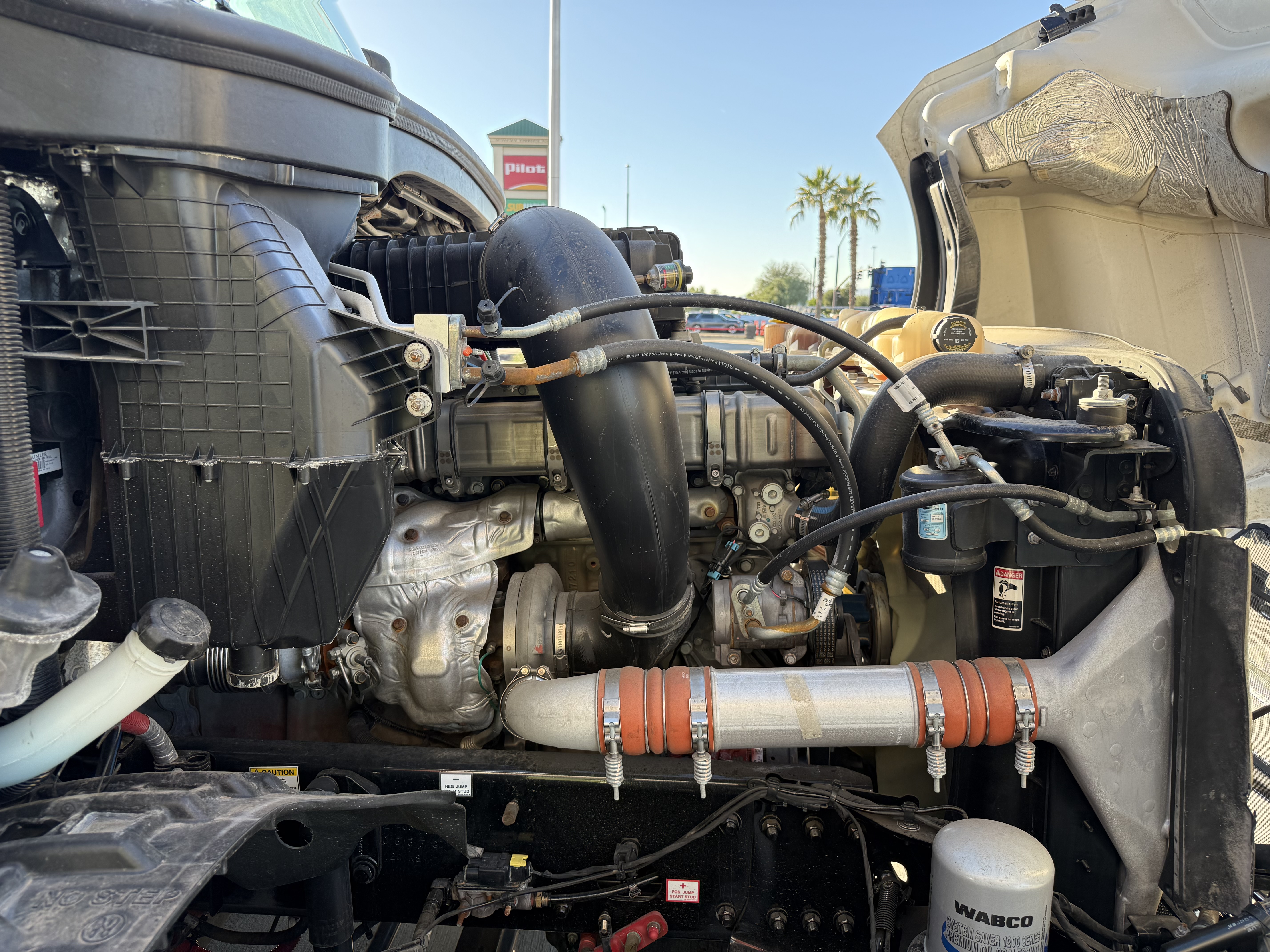 2021 FREIGHTLINER CASCADIA 126SLP - image 9