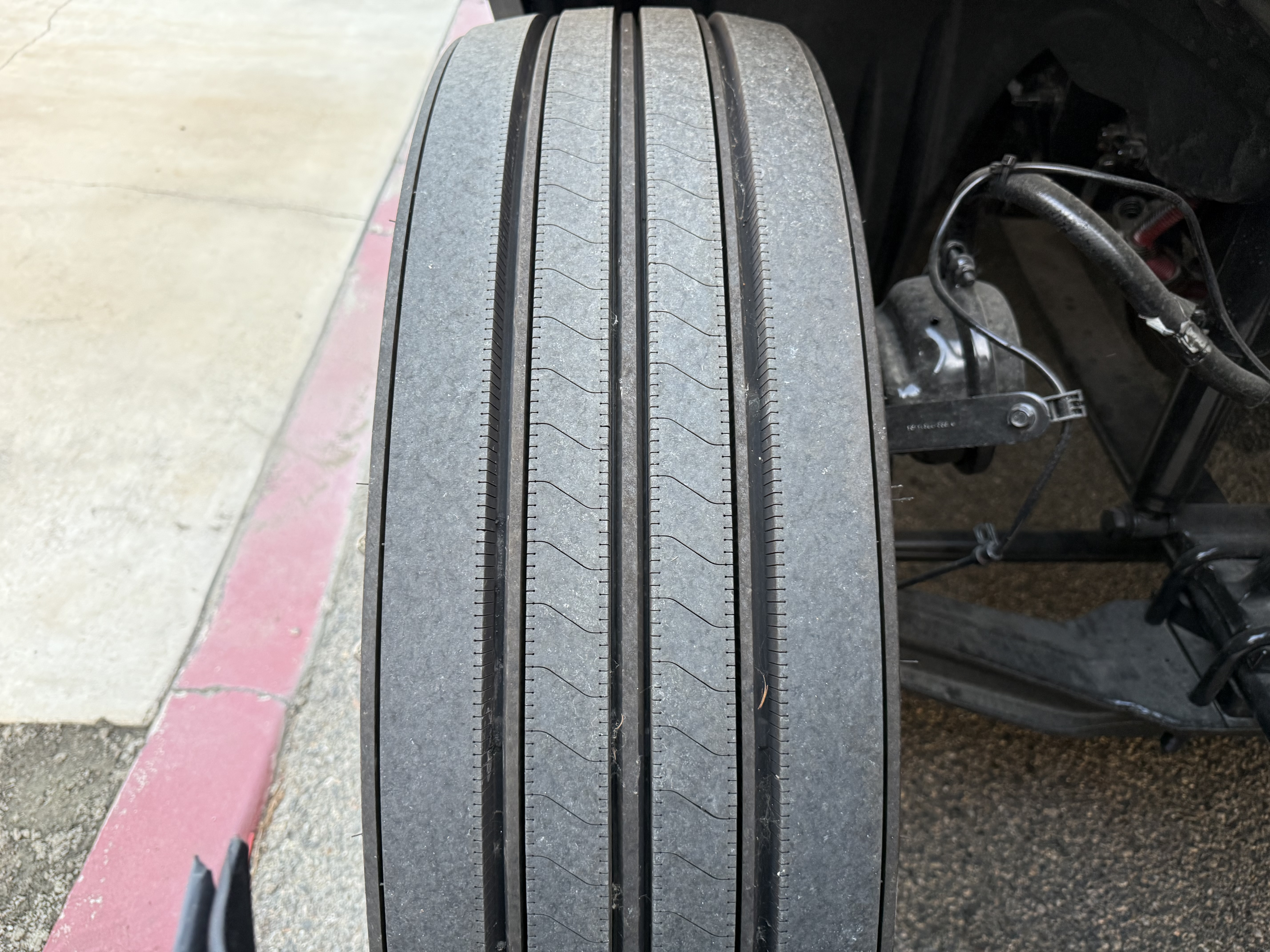 2023 FREIGHTLINER CASCADIA 126SLP - image 12