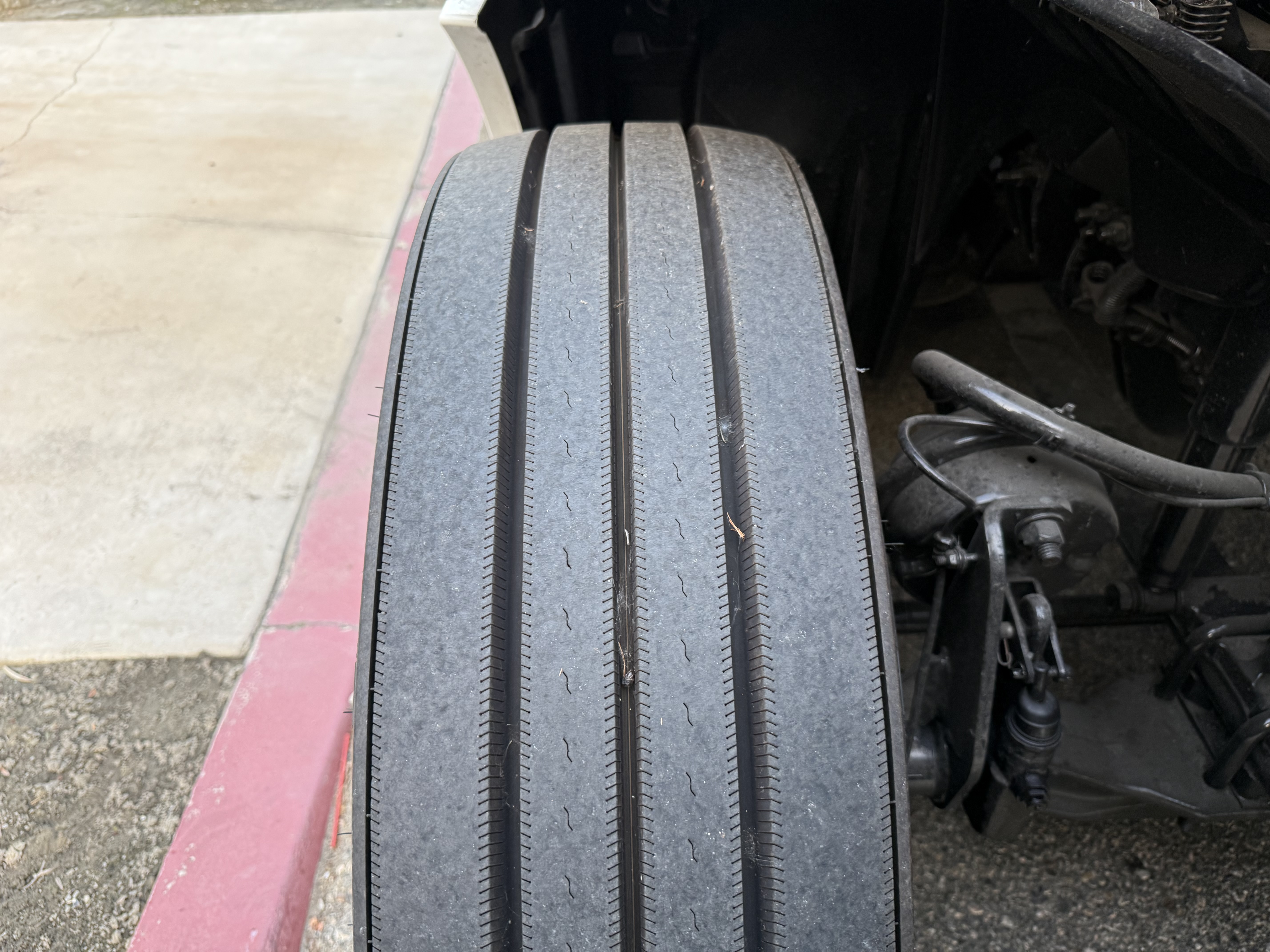 2021 FREIGHTLINER CASCADIA 126SLP - image 12