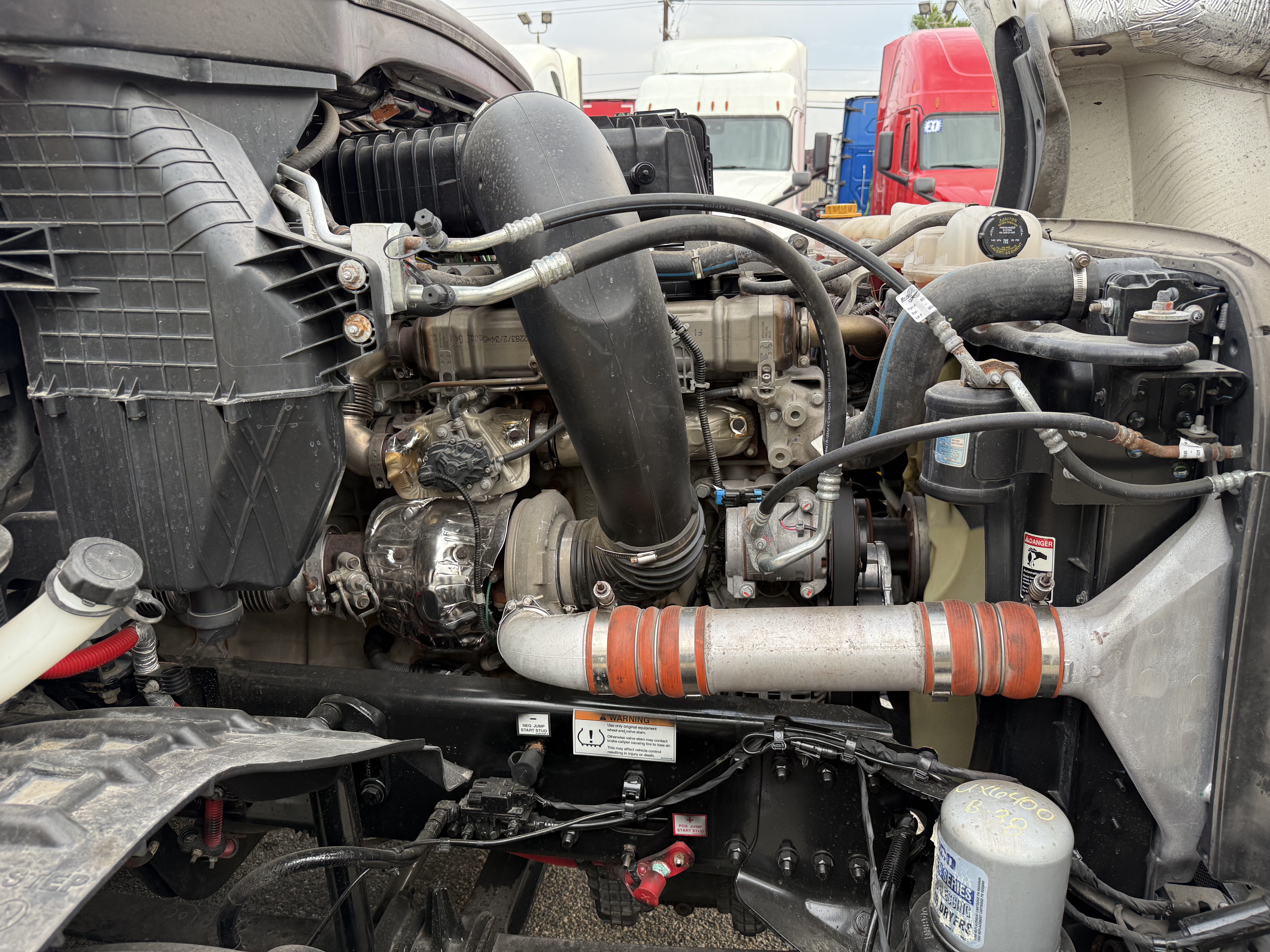 2024 FREIGHTLINER CASCADIA 126SLP - image 9