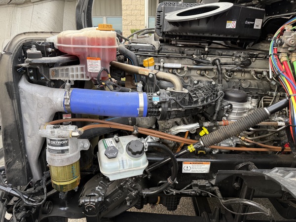 FREIGHTLINER CASCADIA 126SLP 2024