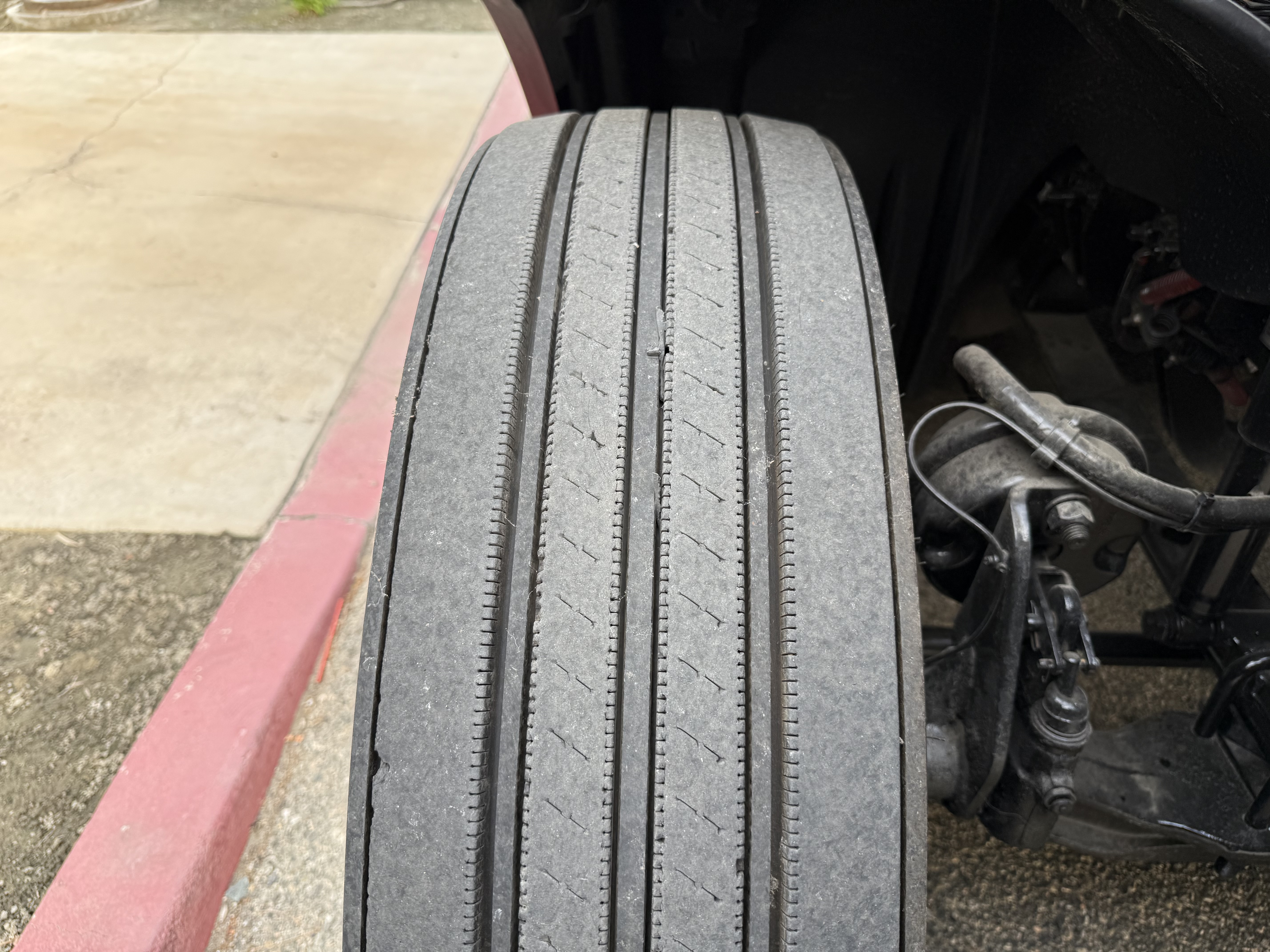 2020 FREIGHTLINER CASCADIA 126SLP - image 12