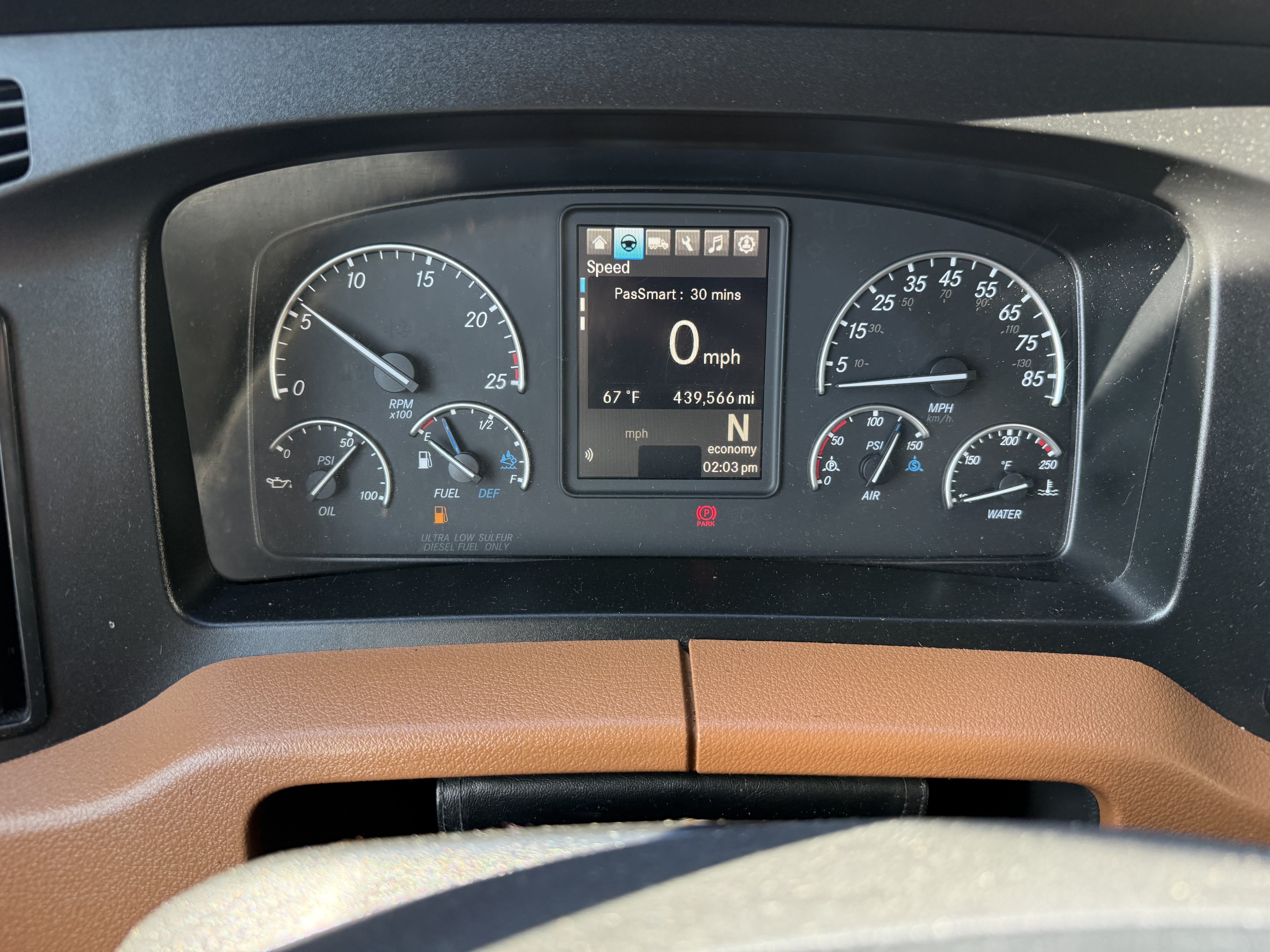 2021 FREIGHTLINER CASCADIA 126SLP - image 13