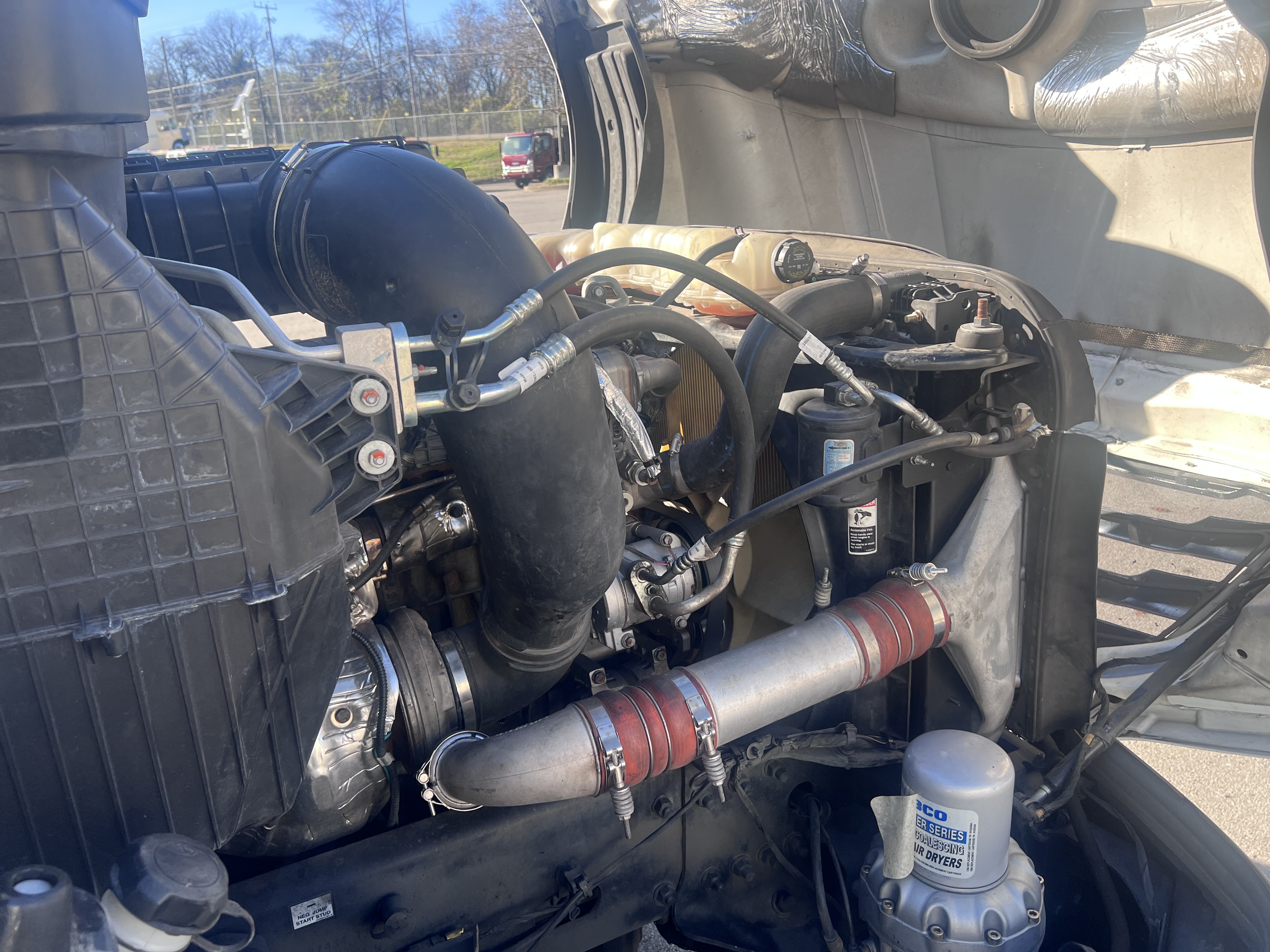 2023 FREIGHTLINER CASCADIA 126DC - image 9