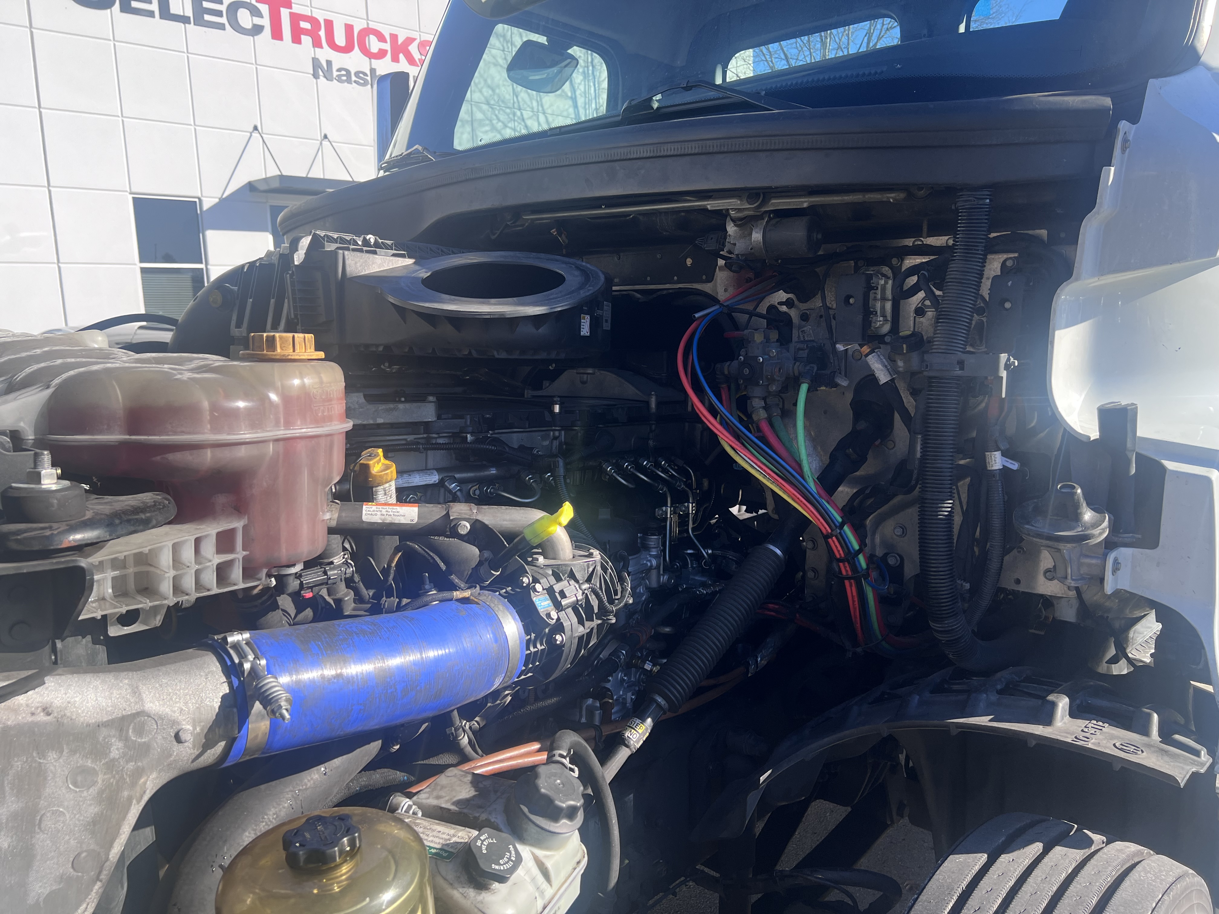 2023 FREIGHTLINER CASCADIA 126DC - image 11