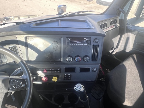 FREIGHTLINER CASCADIA 126DC 2023