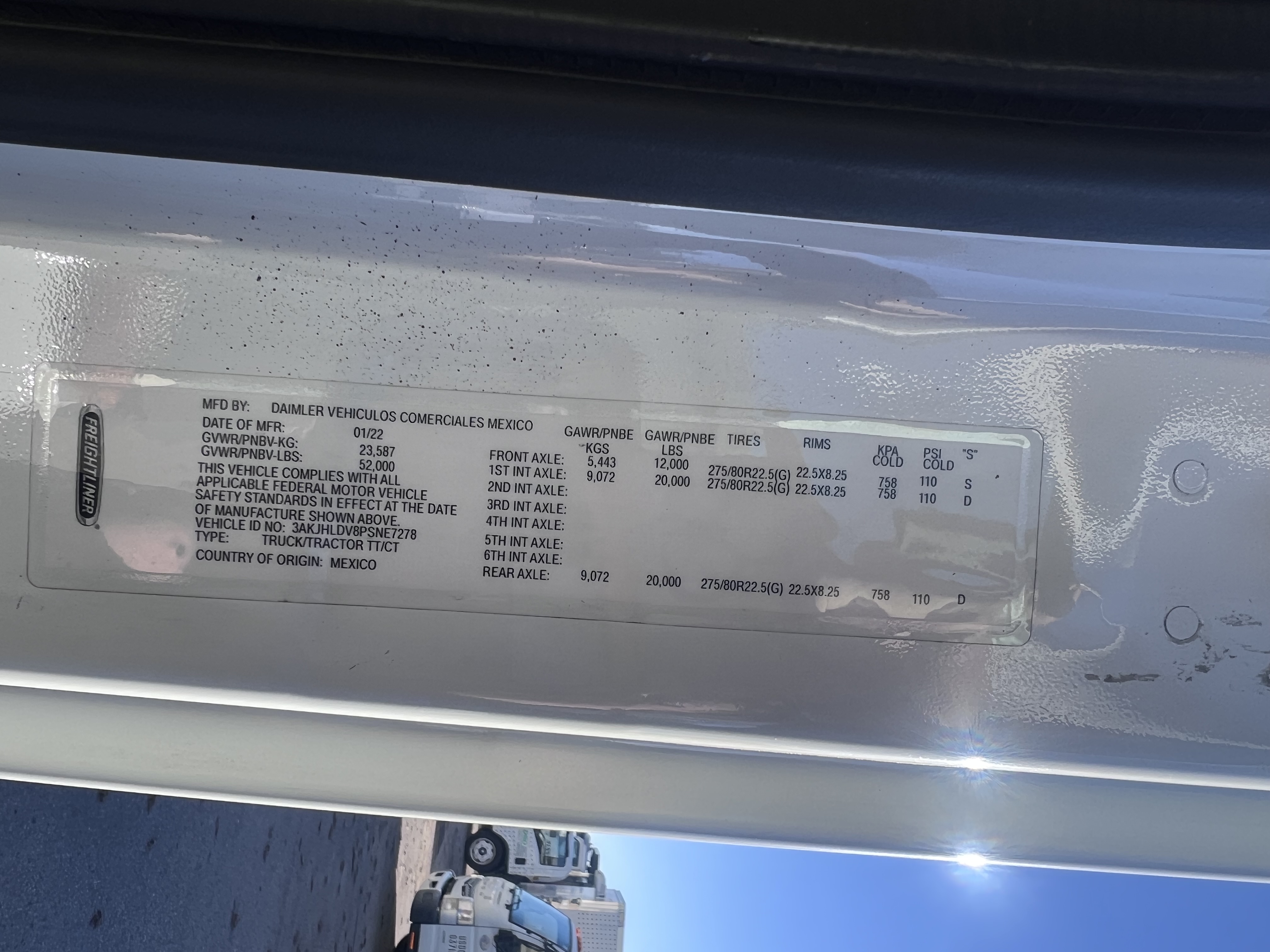 2023 FREIGHTLINER CASCADIA 126DC - image 19