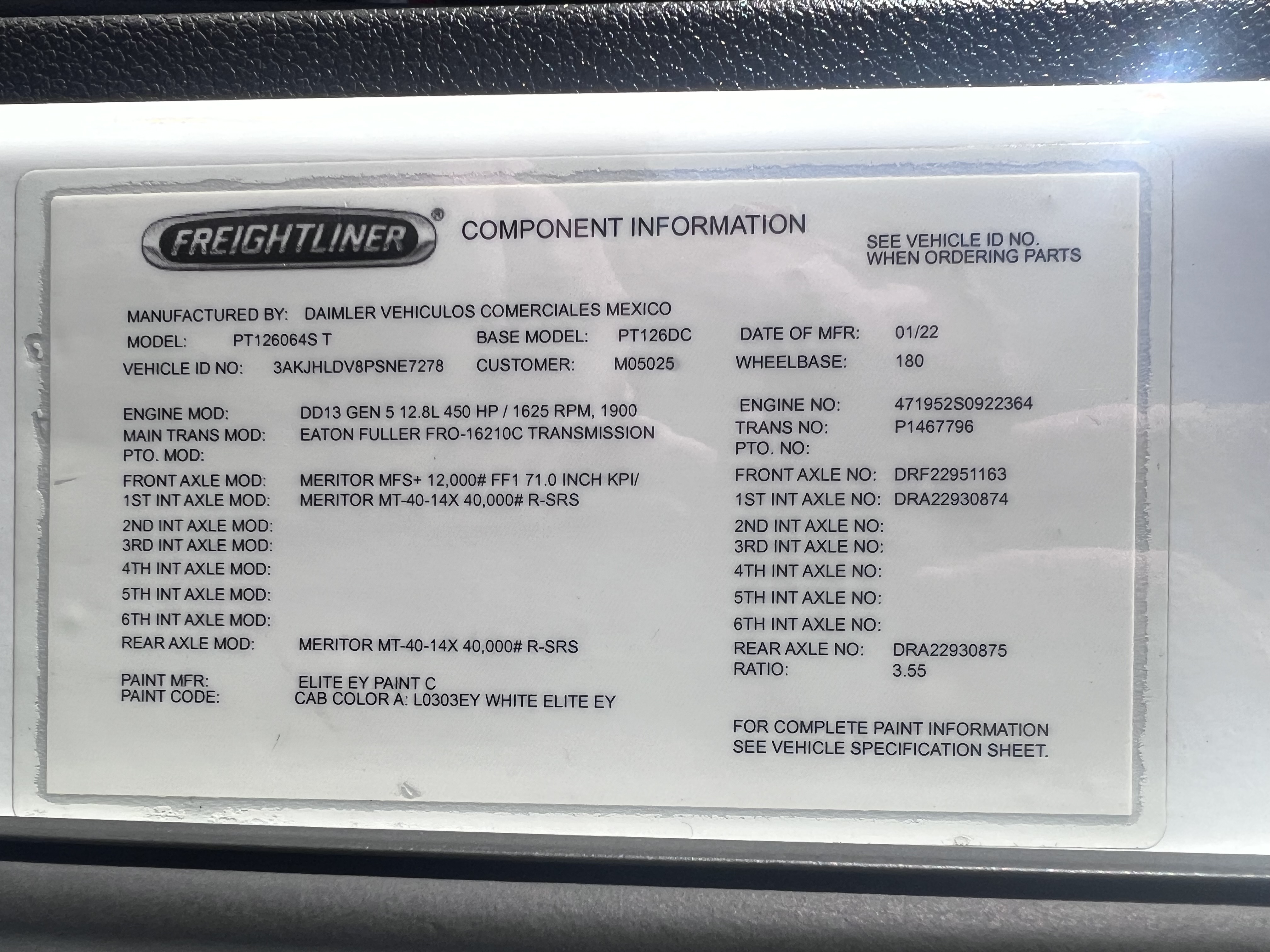 2023 FREIGHTLINER CASCADIA 126DC - image 20