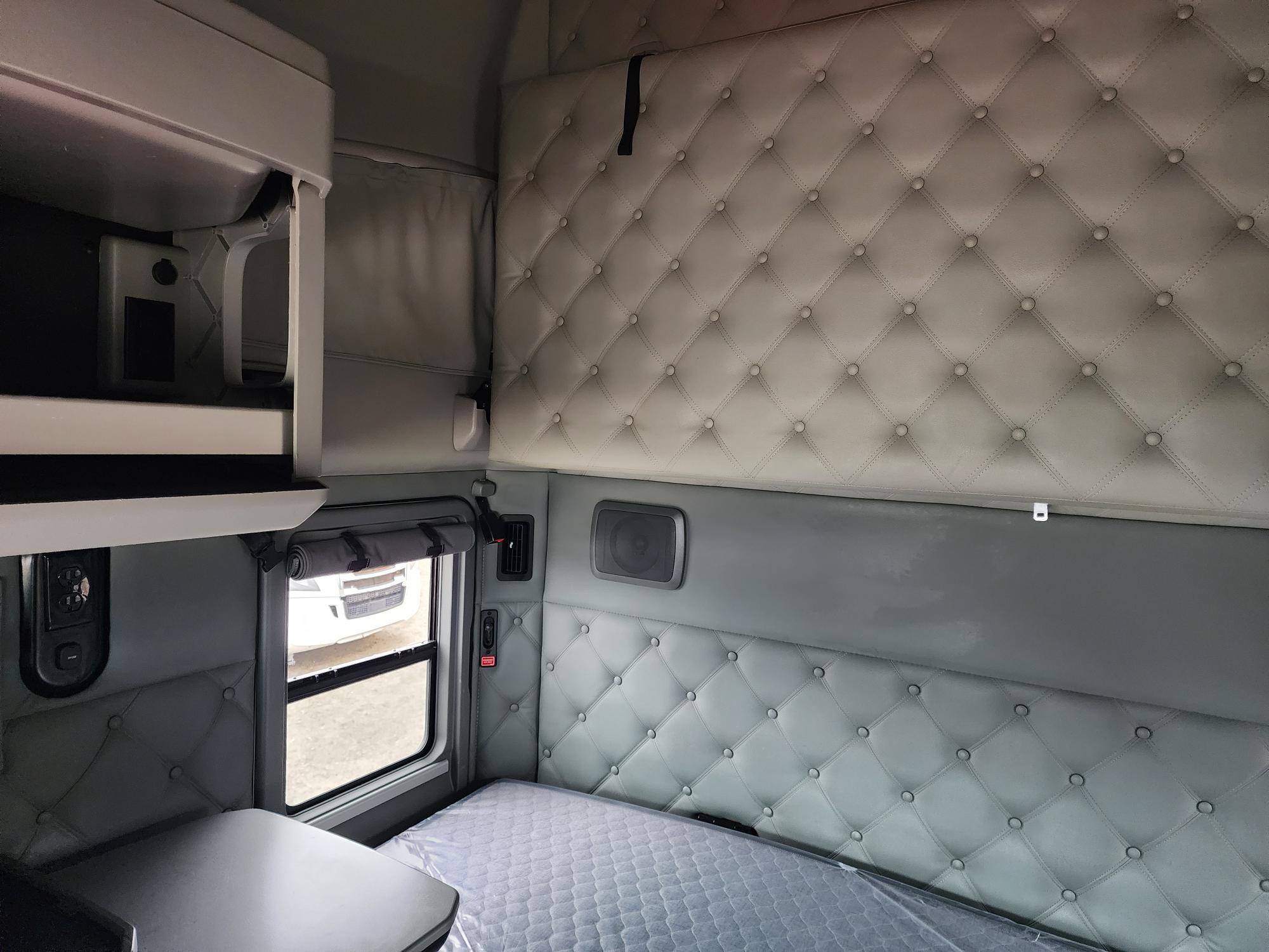 2021 KENWORTH T680 - image 22