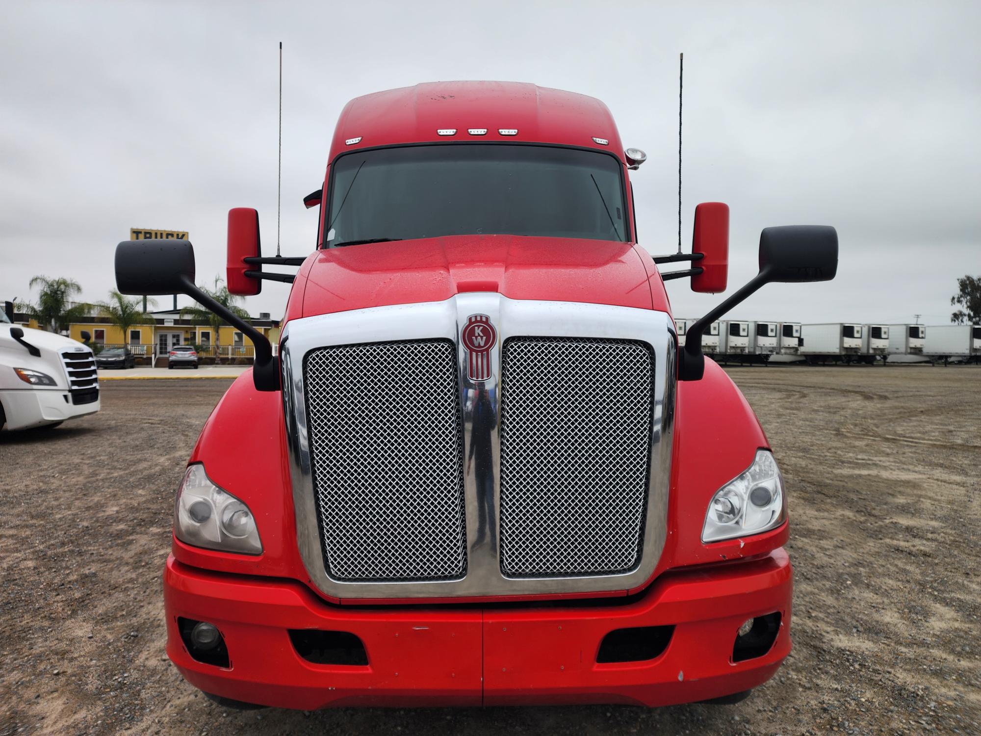 2021 KENWORTH T680 - image 2