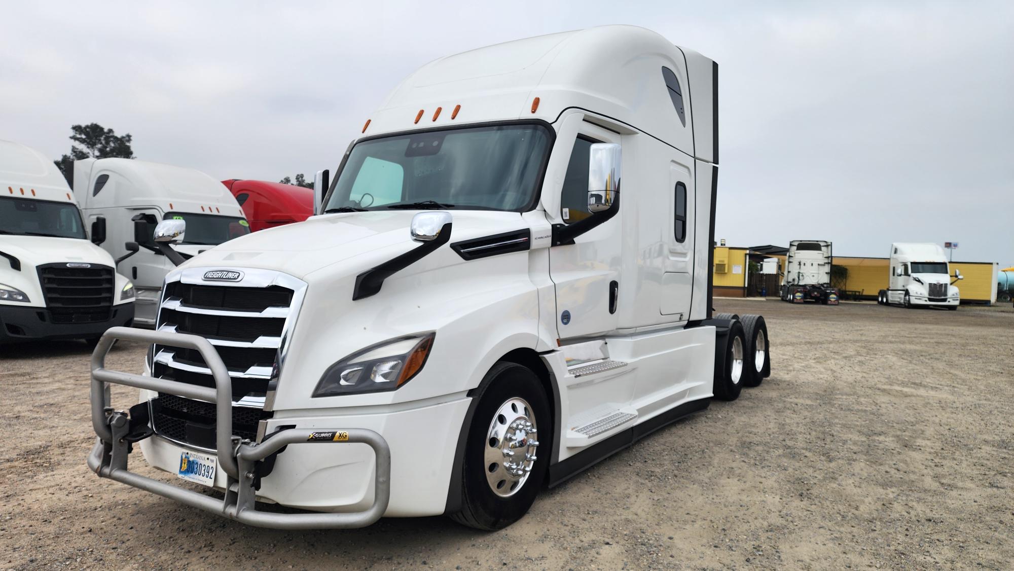2022 FREIGHTLINER CASCADIA 126SLP - image 1