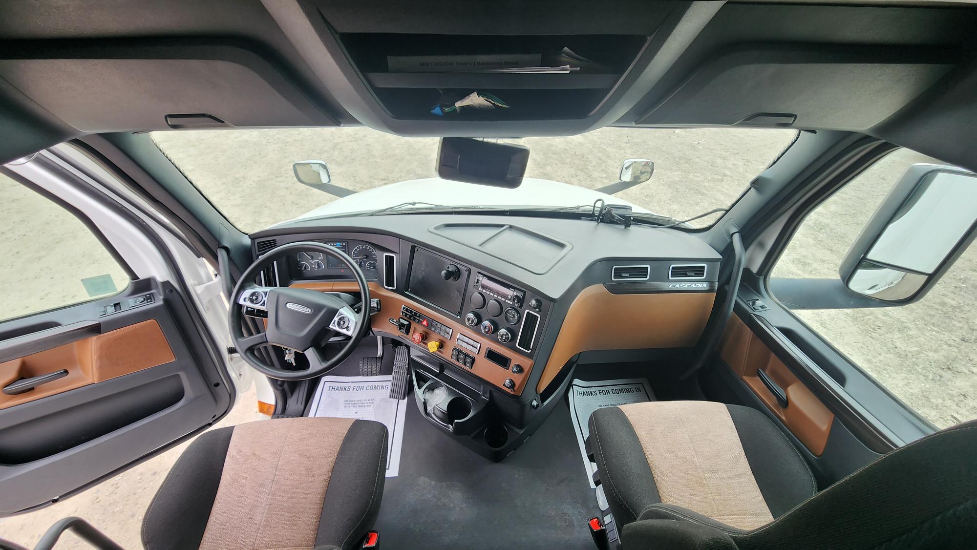 2022 FREIGHTLINER CASCADIA 126SLP - image 18