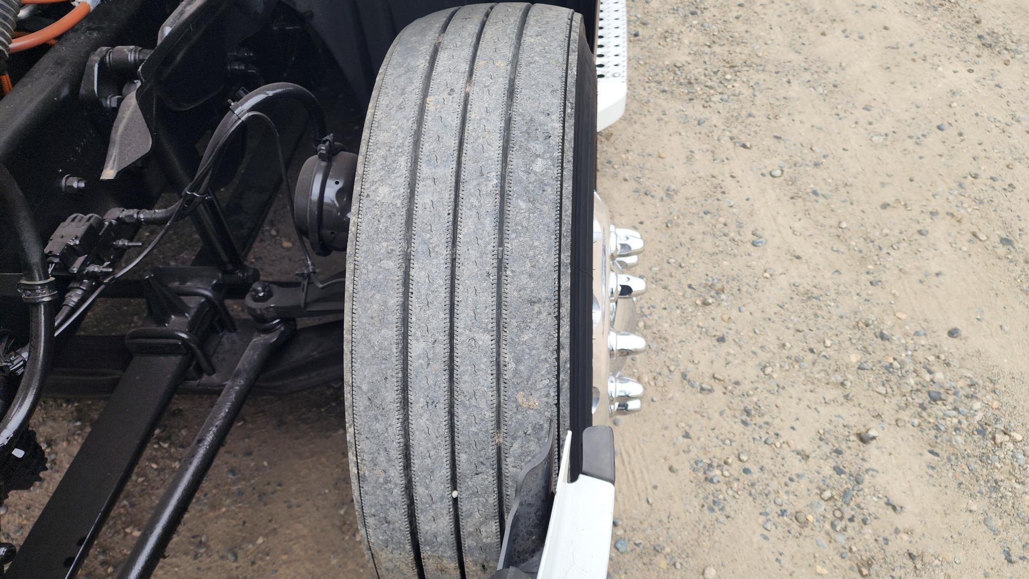 2022 FREIGHTLINER CASCADIA 126SLP - image 12