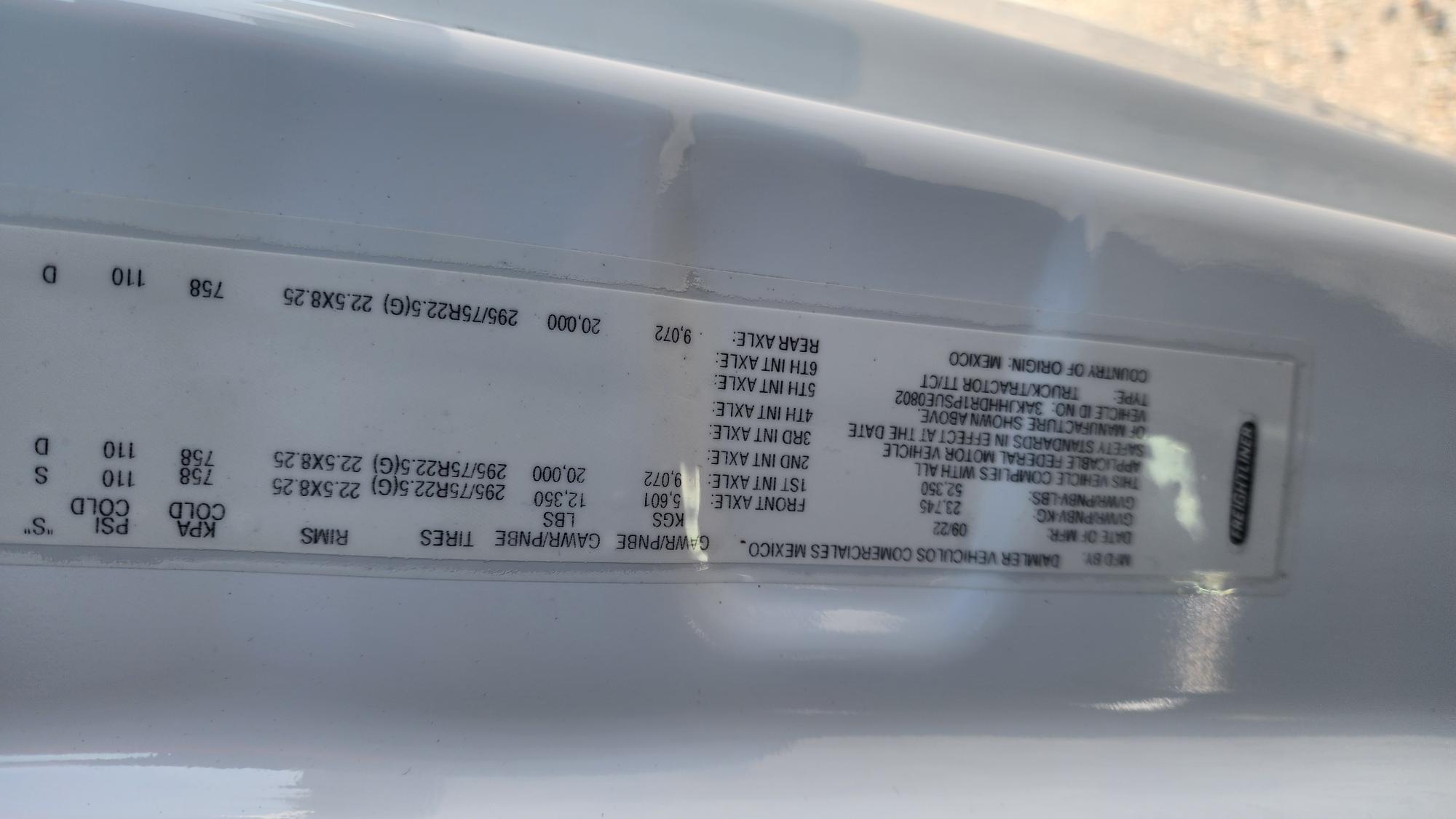 2023 FREIGHTLINER CASCADIA 126SLP - image 22